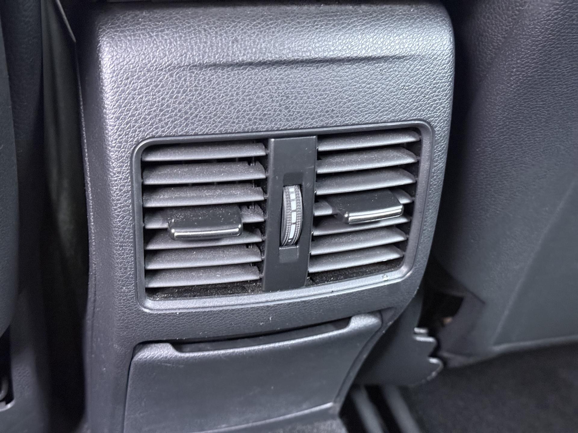 Mercedes-Benz GLA-klasse 200 Ambition 17