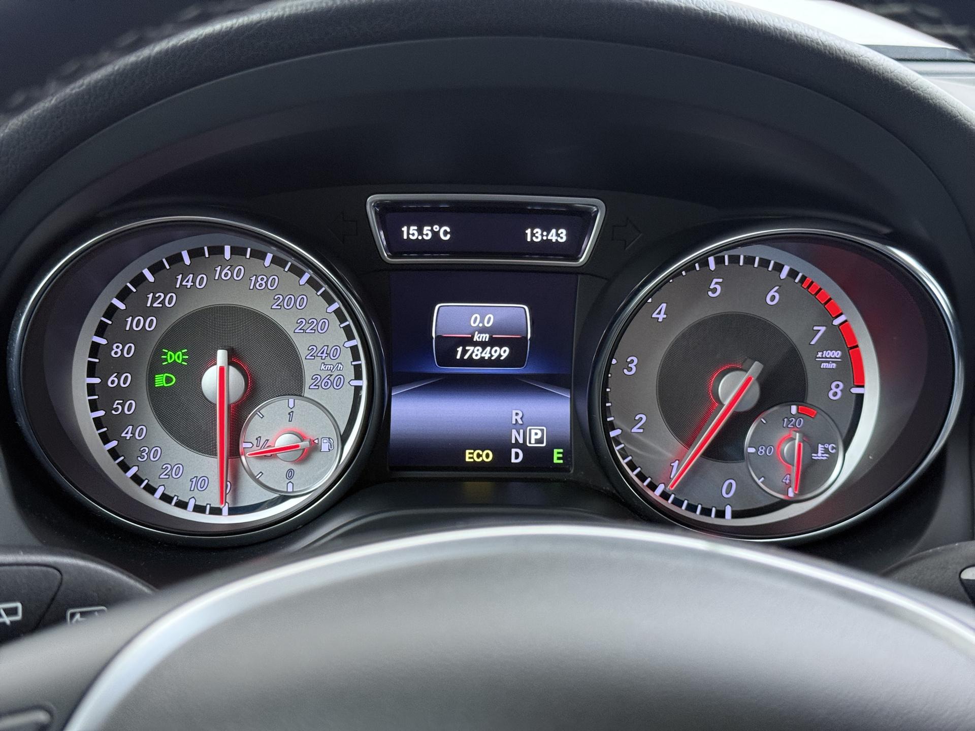 Mercedes-Benz GLA-klasse 200 Ambition 25