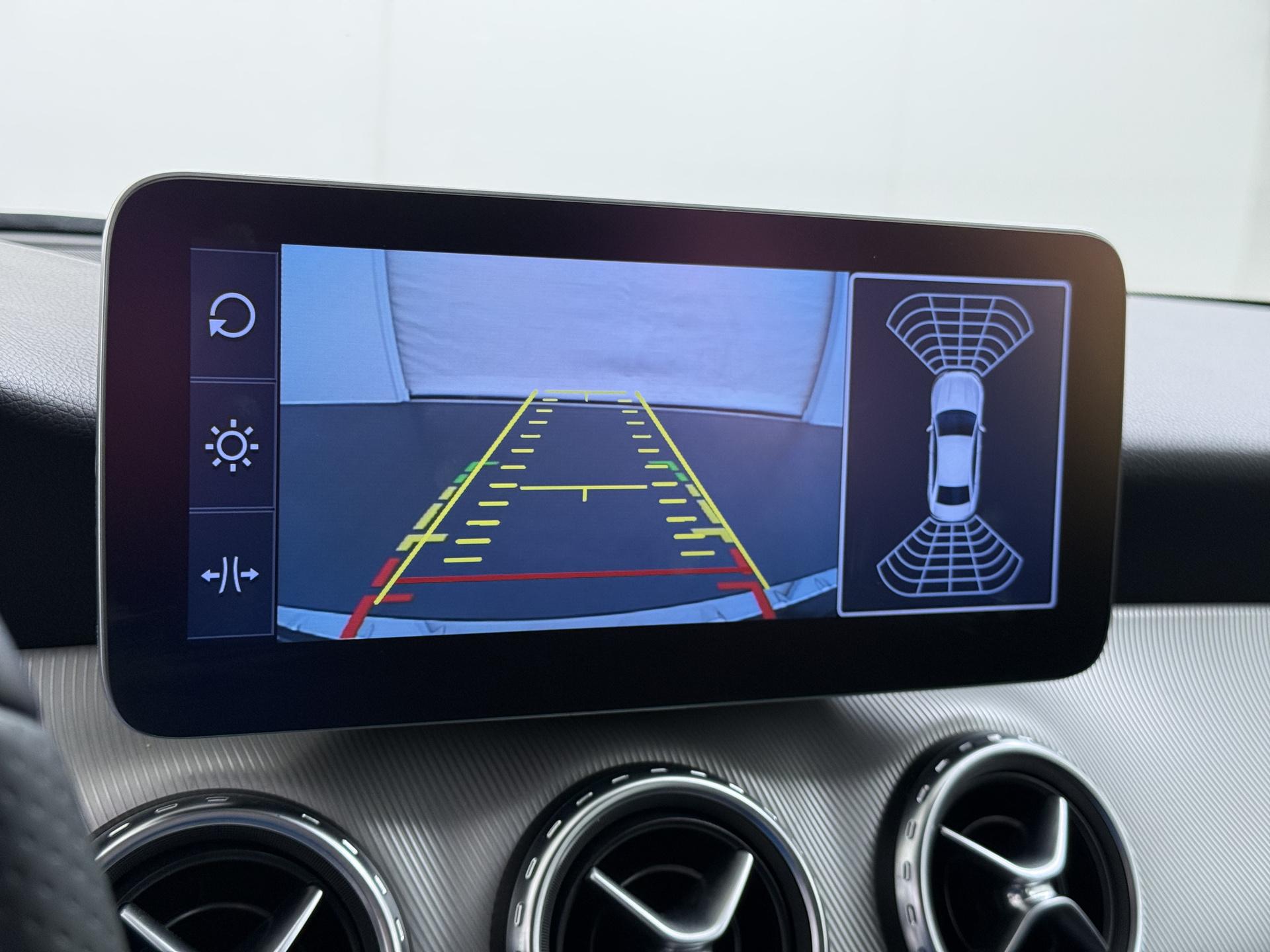 Mercedes-Benz GLA-klasse 200 Ambition 31