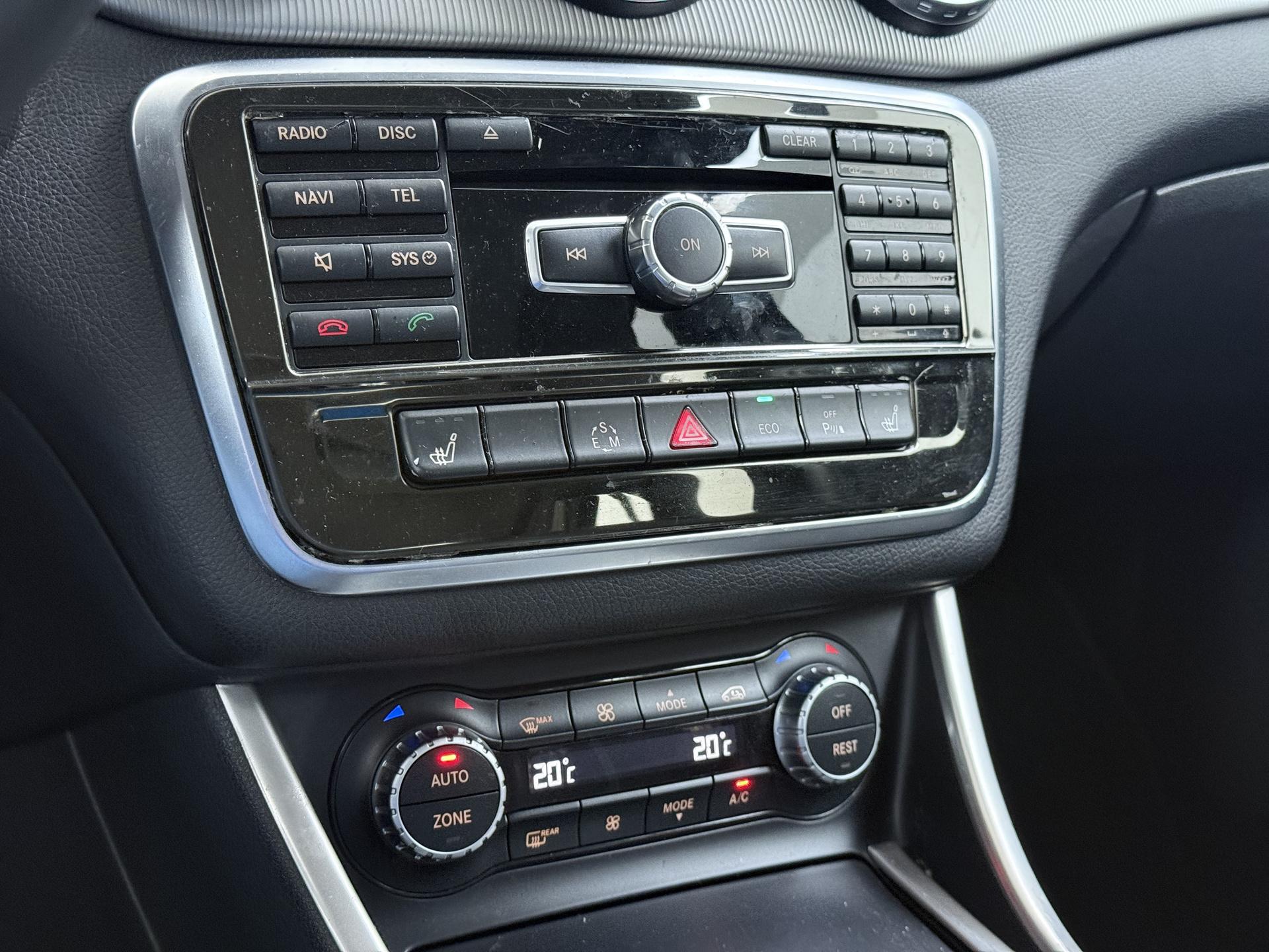 Mercedes-Benz GLA-klasse 200 Ambition 32