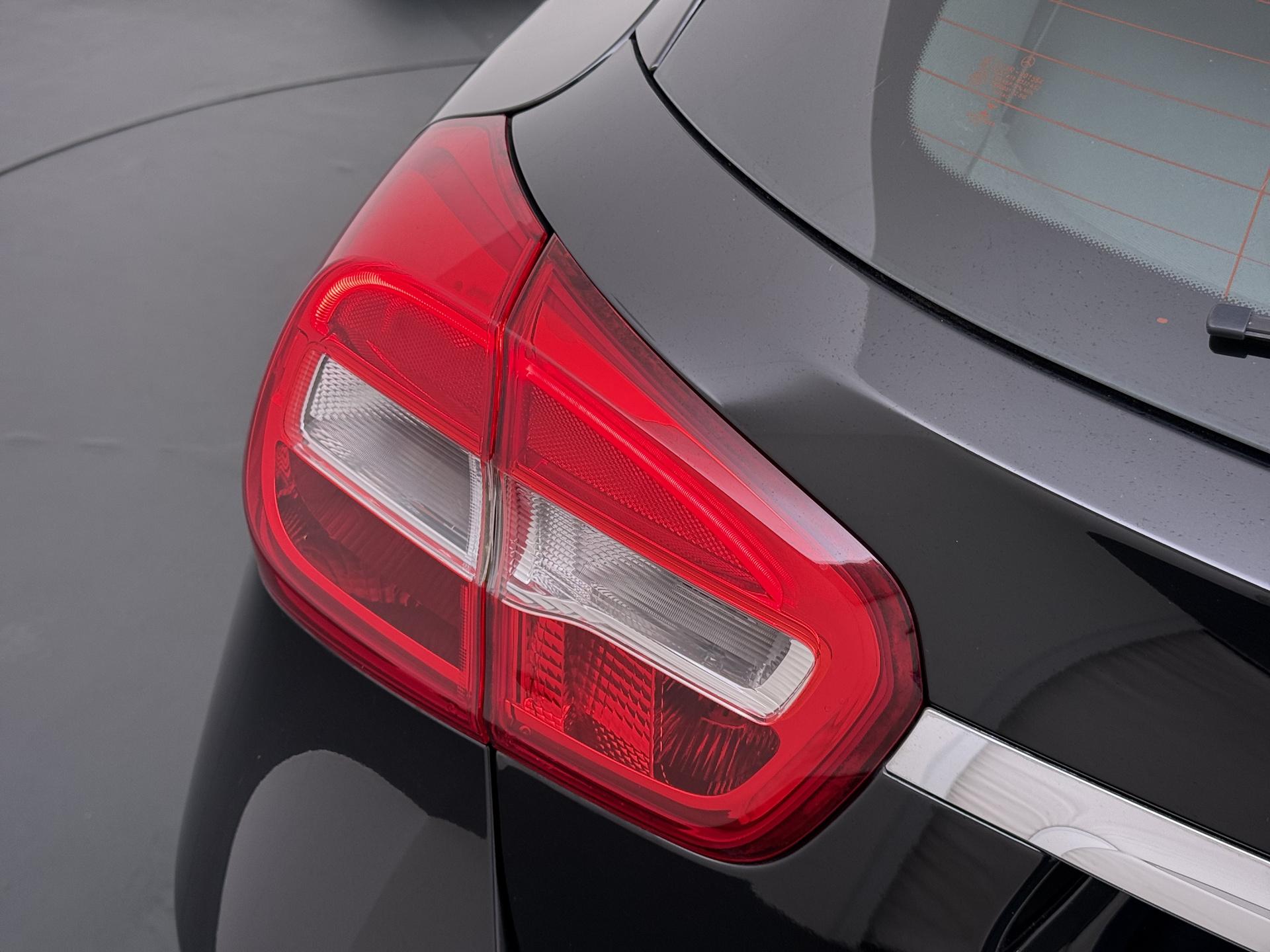 Mercedes-Benz GLA-klasse 200 Ambition 4