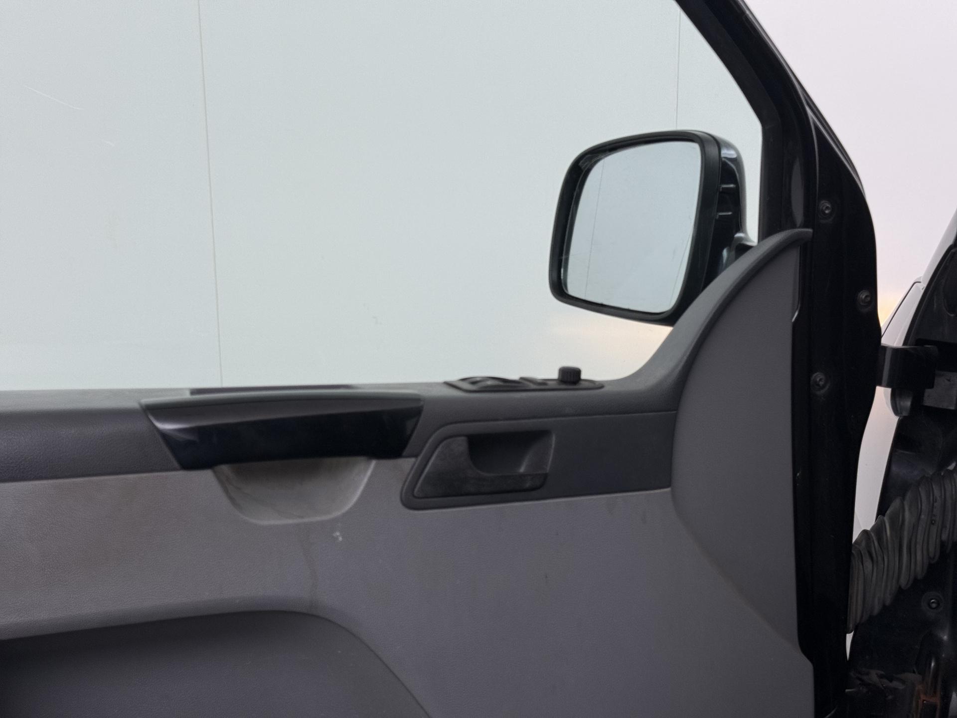 Volkswagen Transporter 2.5 TDI 340 Trendline DC 15