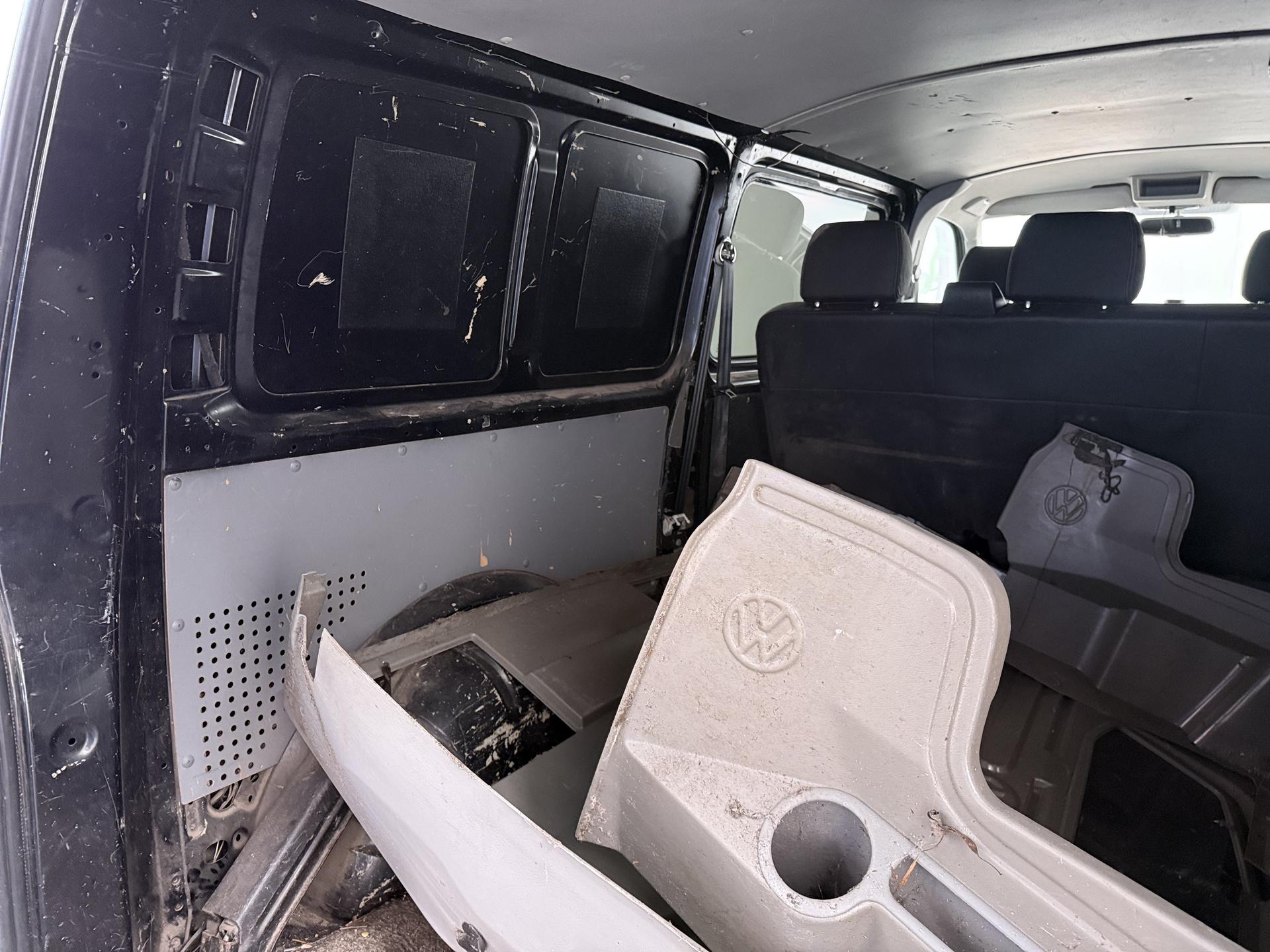 Volkswagen Transporter 2.5 TDI 340 Trendline DC 27