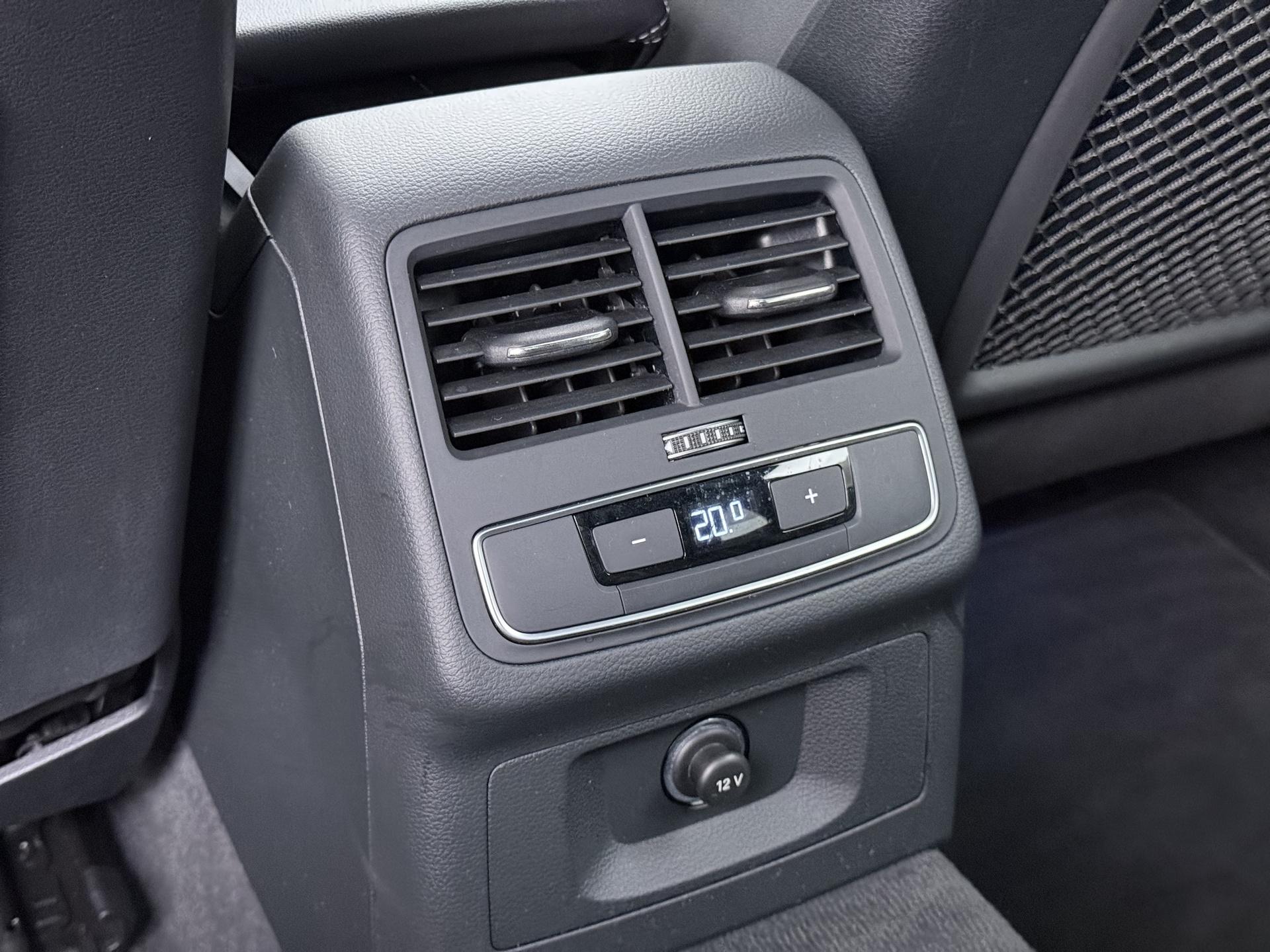 Audi A4 Avant 35 TFSI S edition Competition 21