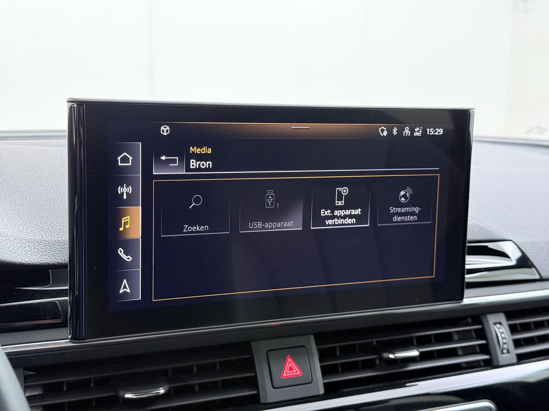 Audi A4 Avant 35 TFSI S edition Competition 33