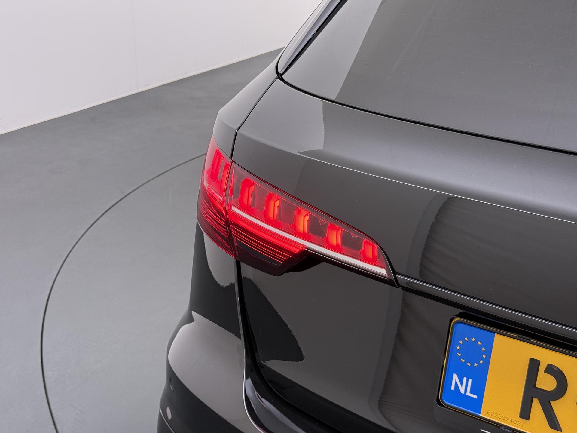 Audi A4 Avant 35 TFSI S edition Competition 8