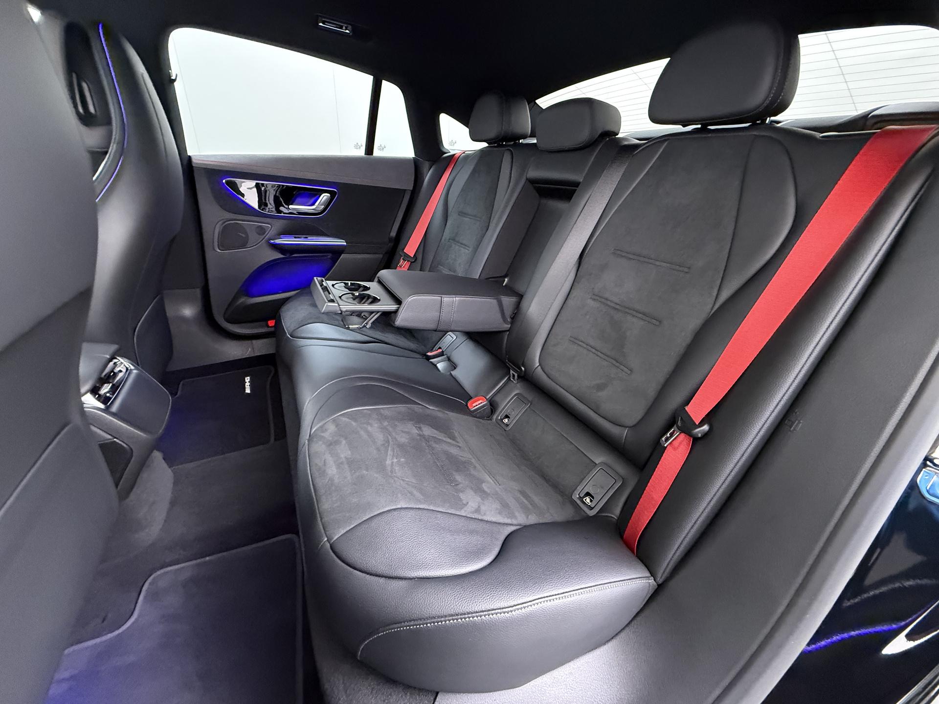 Mercedes-Benz EQE 300 Business Line AMG 89 kWh 16