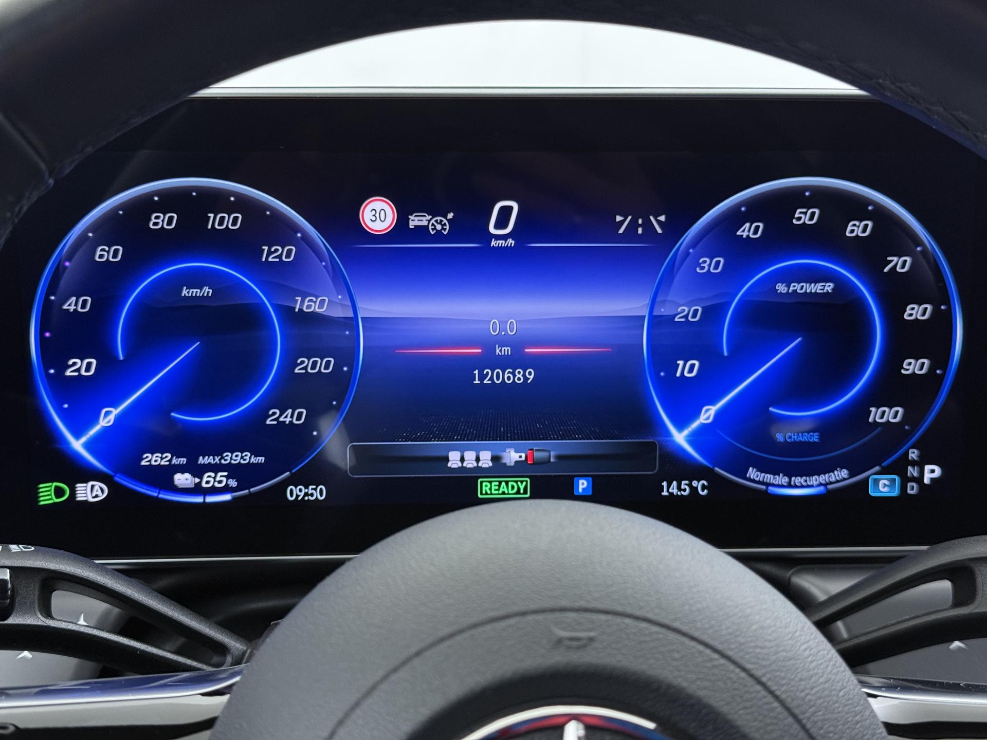 Mercedes-Benz EQE 300 Business Line AMG 89 kWh 25