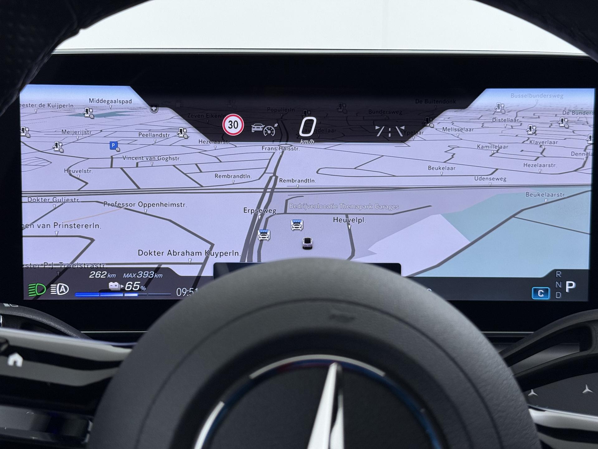 Mercedes-Benz EQE 300 Business Line AMG 89 kWh 26