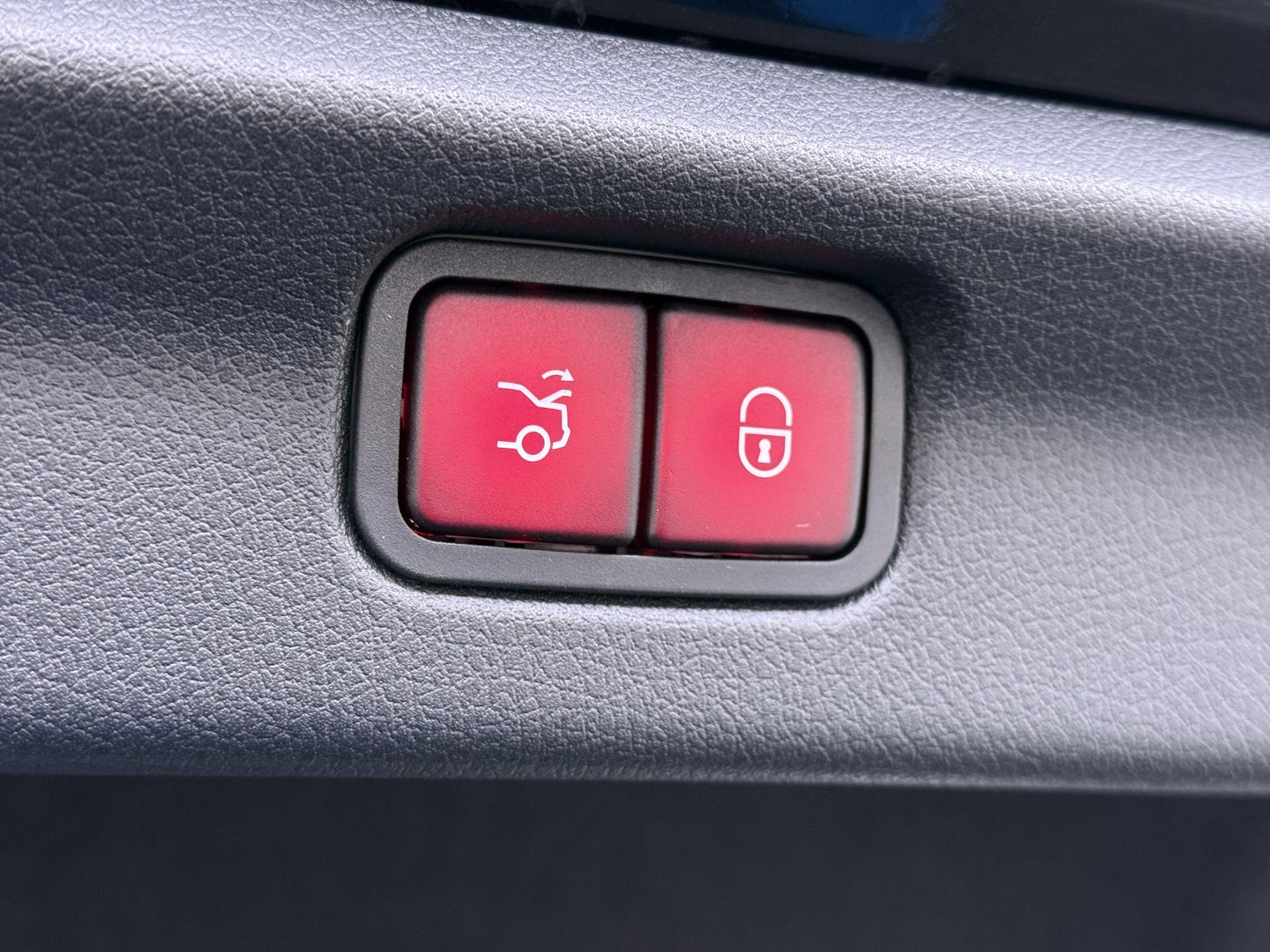 Mercedes-Benz EQE 300 Business Line AMG 89 kWh 7