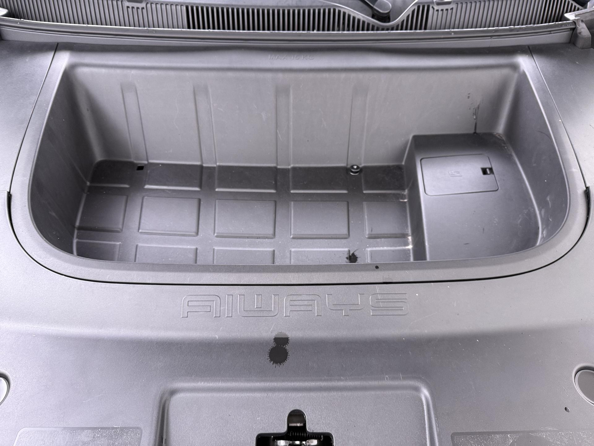 Aiways U5 63kWh Showroom 10