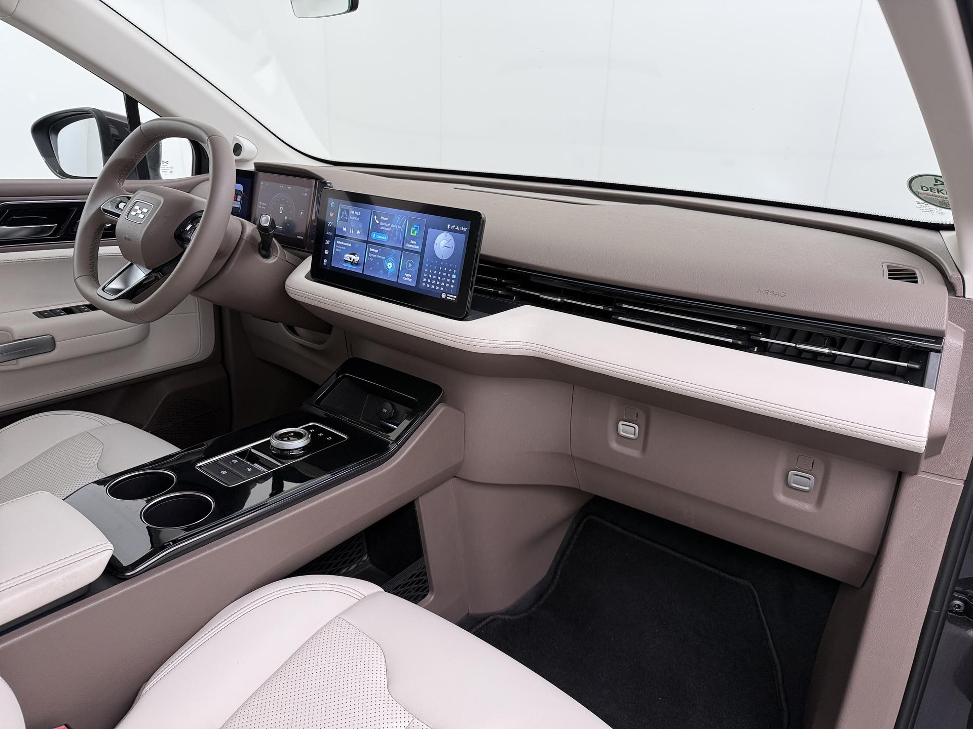 Aiways U5 63kWh Showroom 31