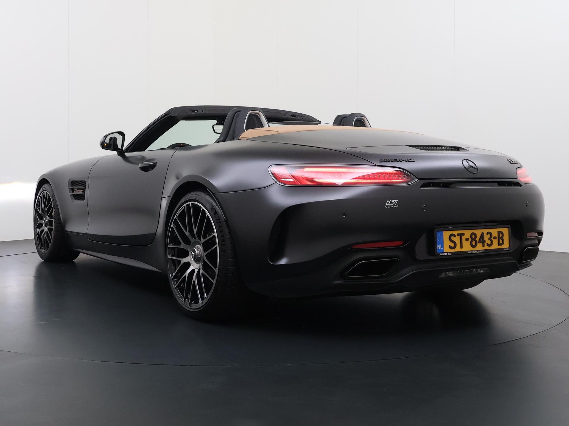 Mercedes-Benz AMG GT Roadster 4.0 C 5