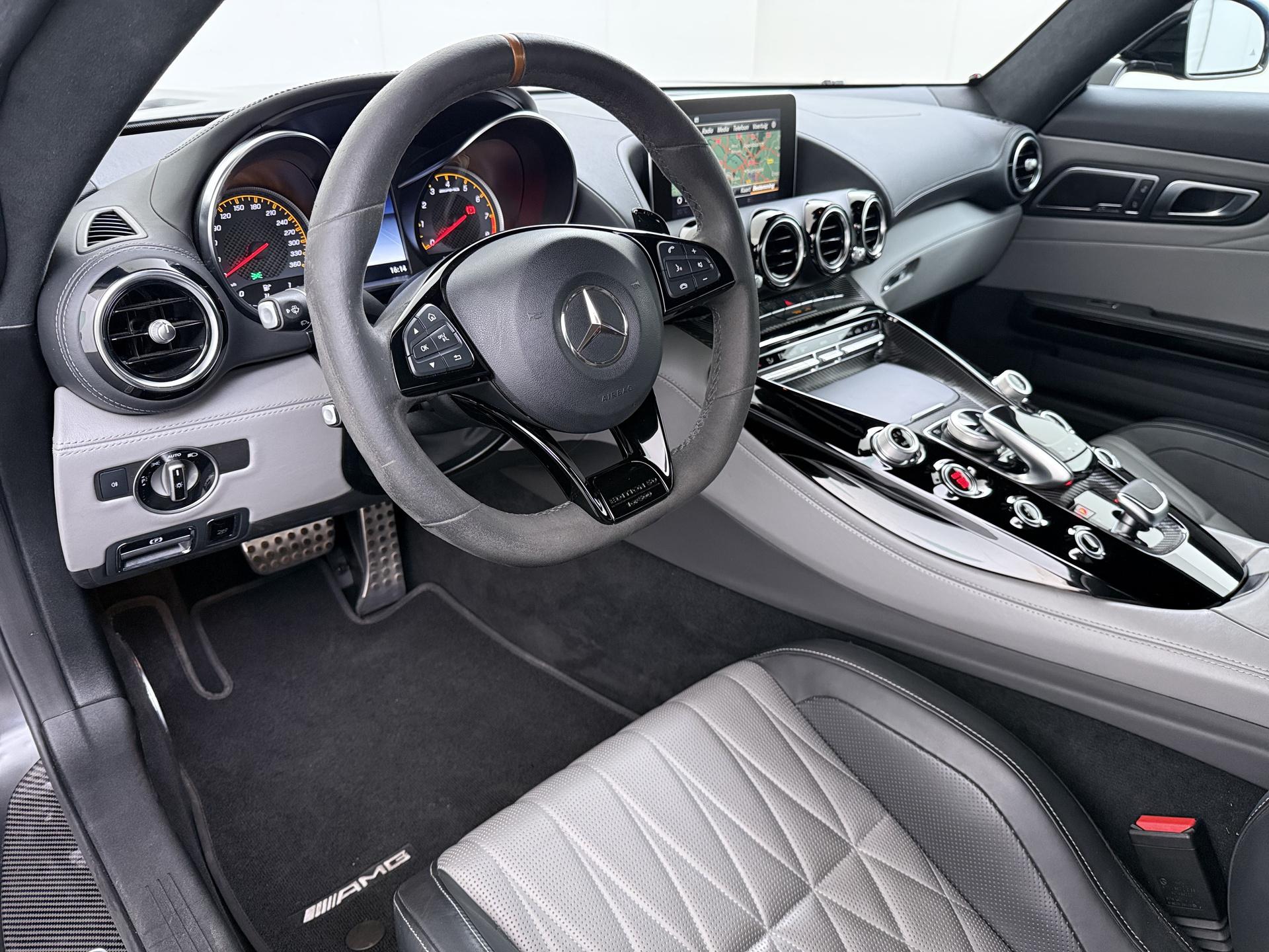 Mercedes-Benz AMG GT Roadster 4.0 C 6