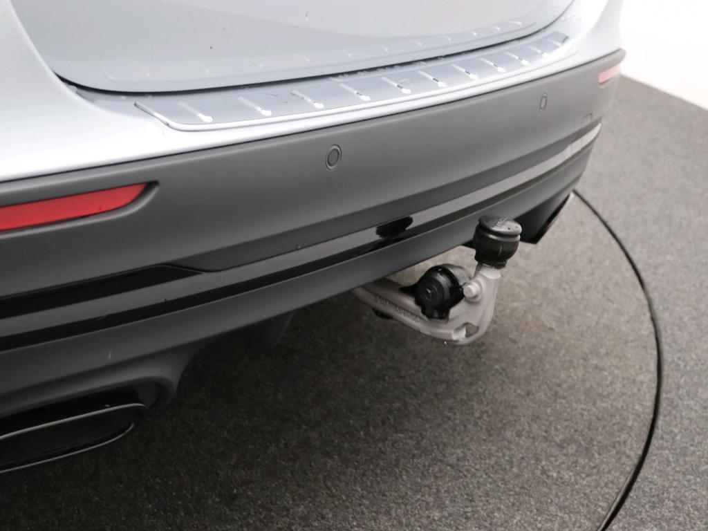 Mercedes-Benz GLA-klasse 250 e AMG Business Solution 3