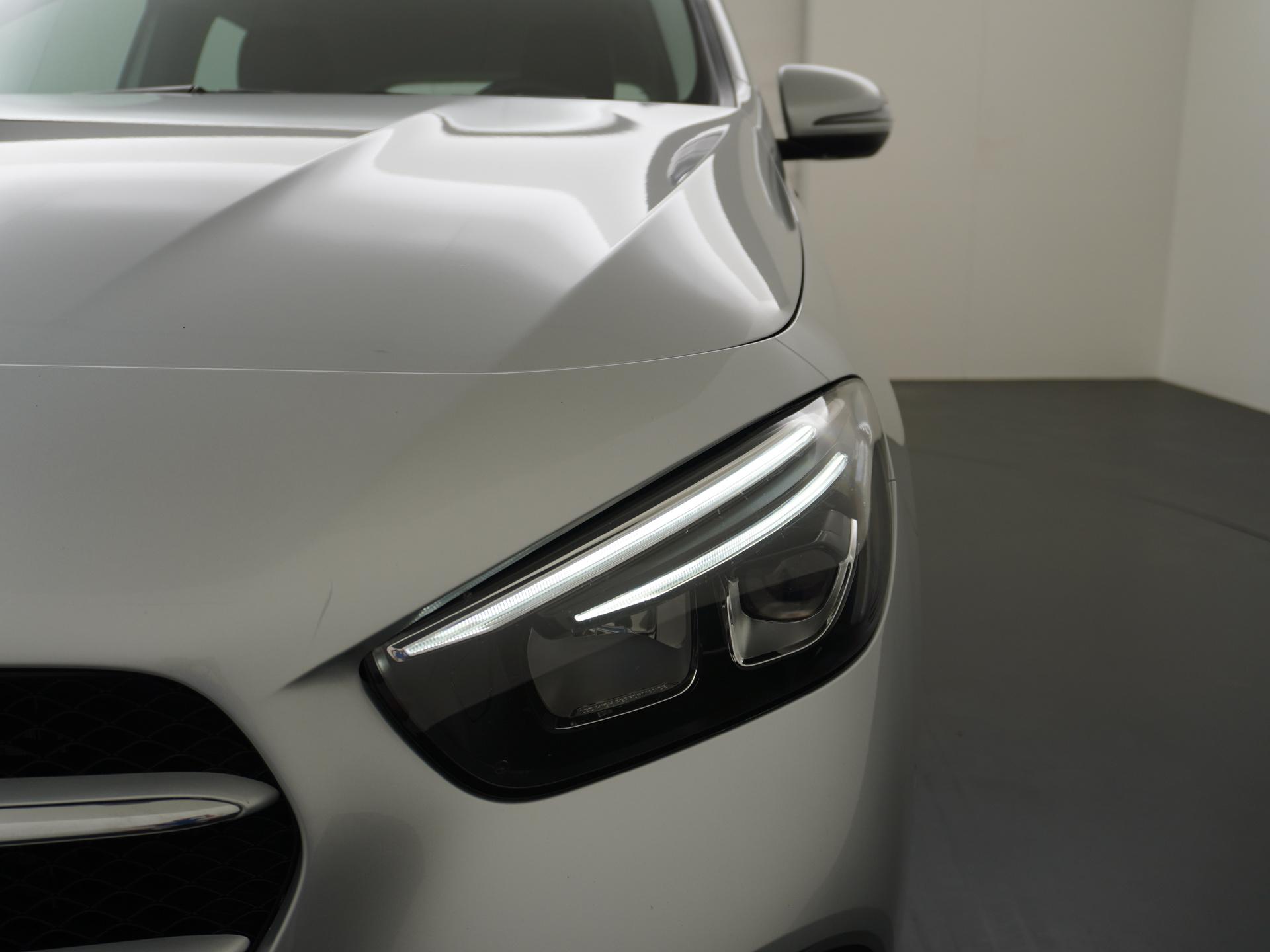 Mercedes-Benz B-klasse 220 4MATIC 13