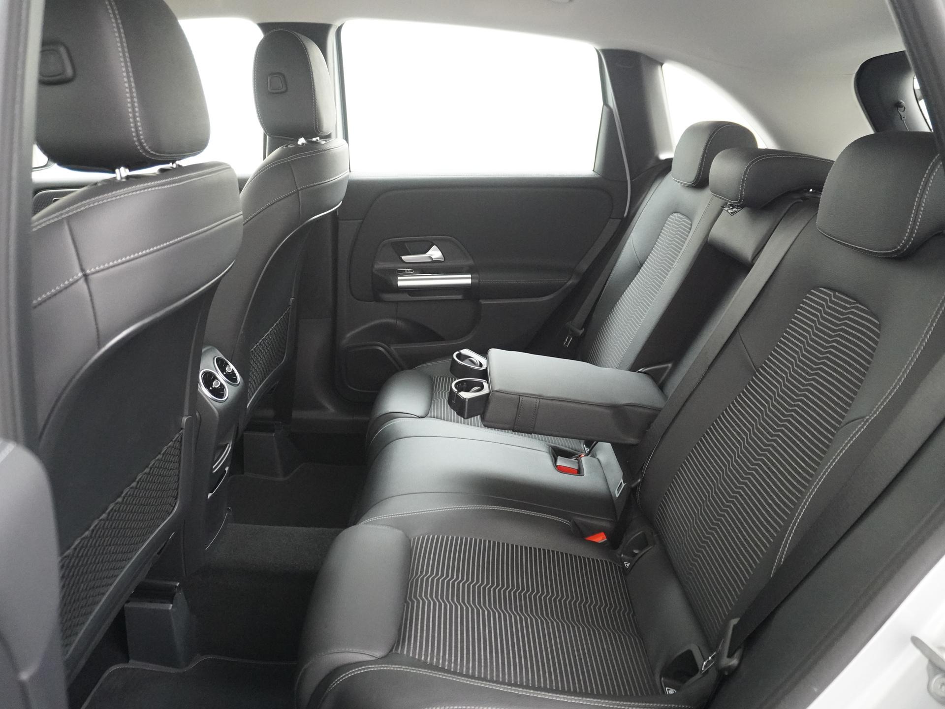 Mercedes-Benz B-klasse 220 4MATIC 19