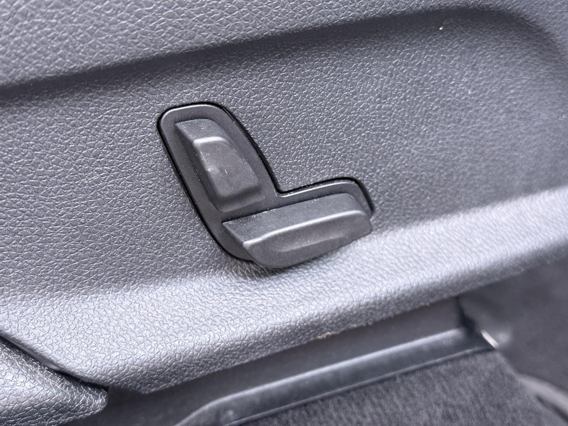 Mercedes-Benz GLC-klasse 300 e 4MATIC AMG Business Solution 51