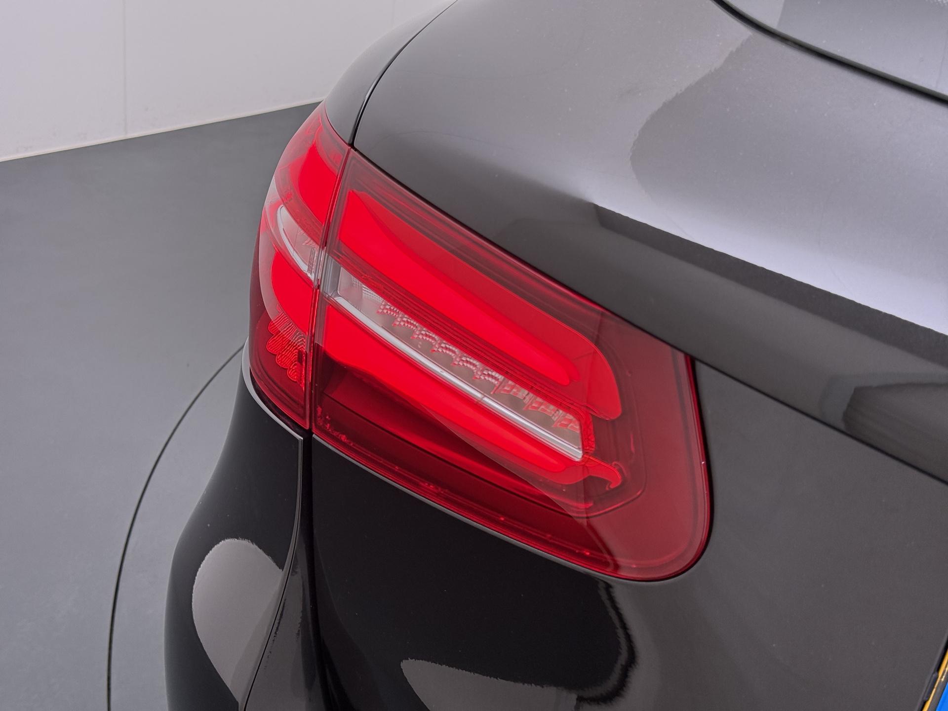 Mercedes-Benz GLC-klasse 250 4MATIC Premium Plus 9