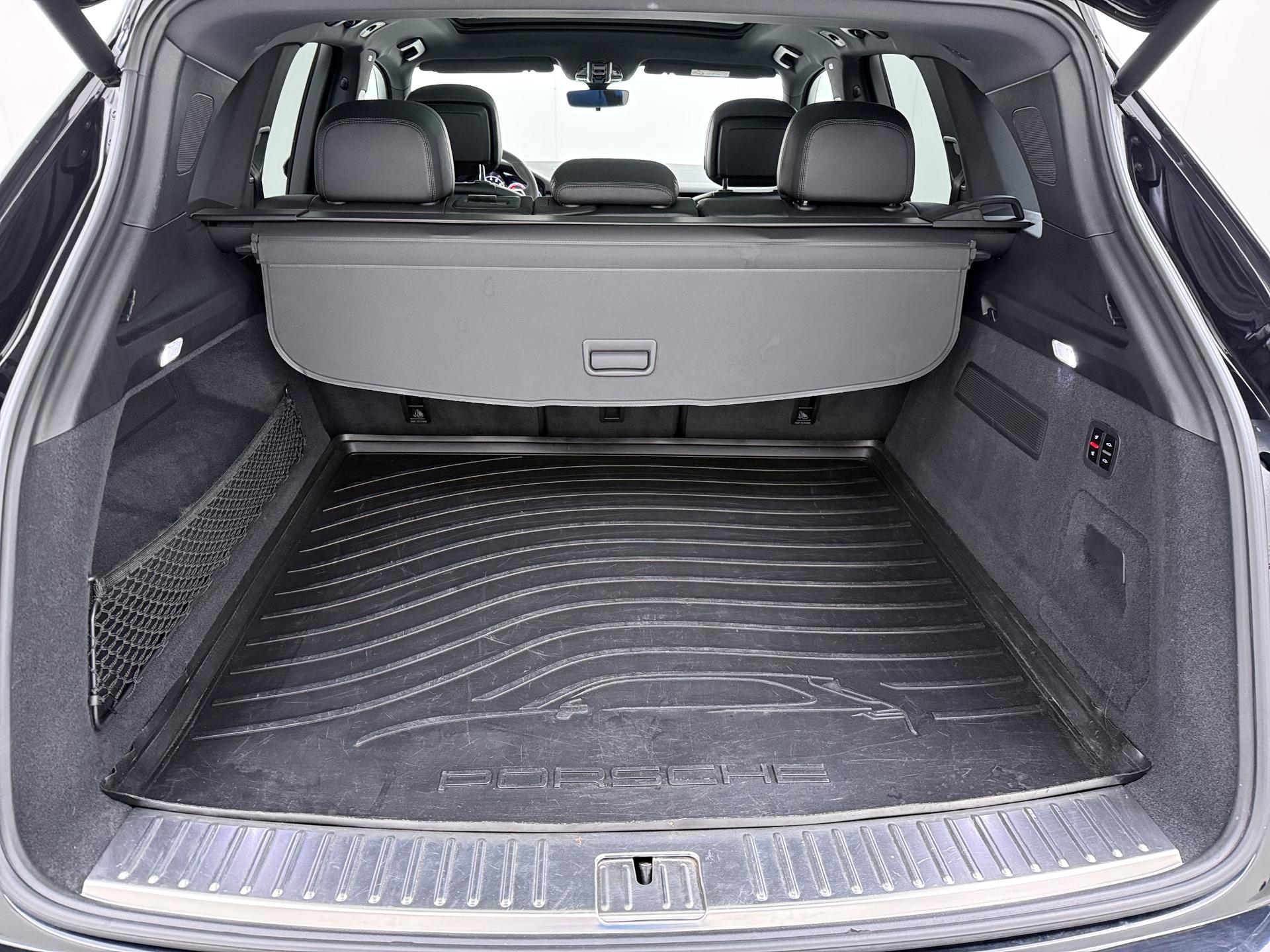 Porsche Cayenne 3.0 18