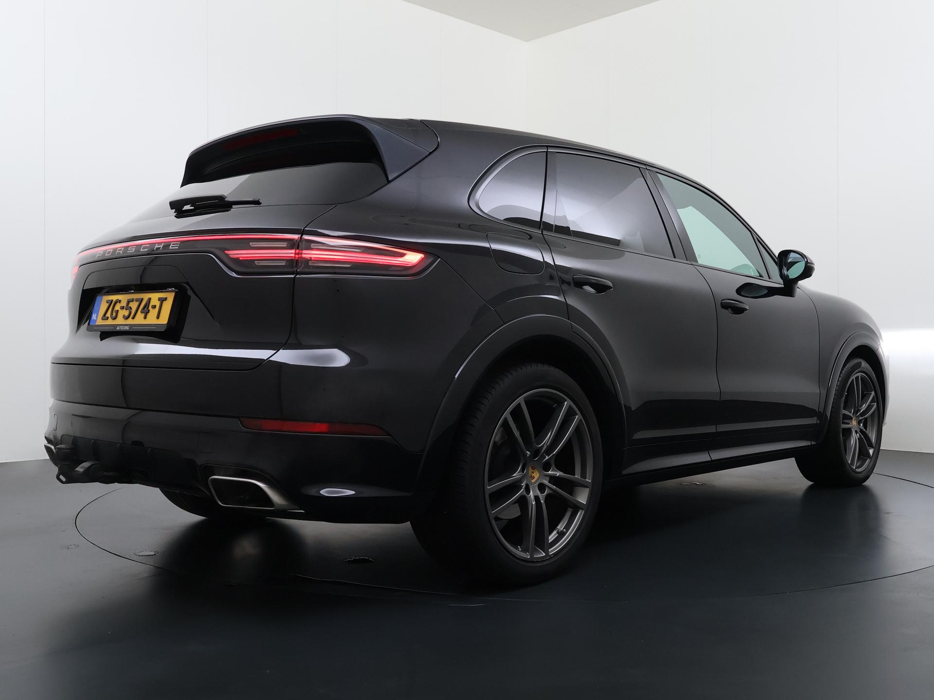 Porsche Cayenne 3.0 2