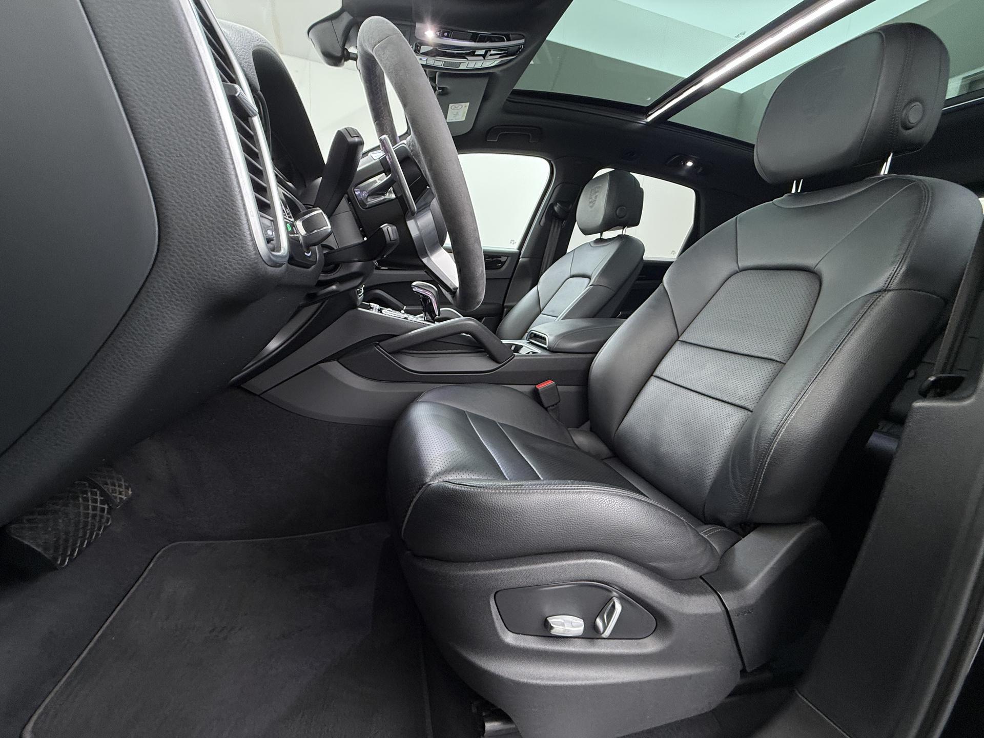 Porsche Cayenne 3.0 7