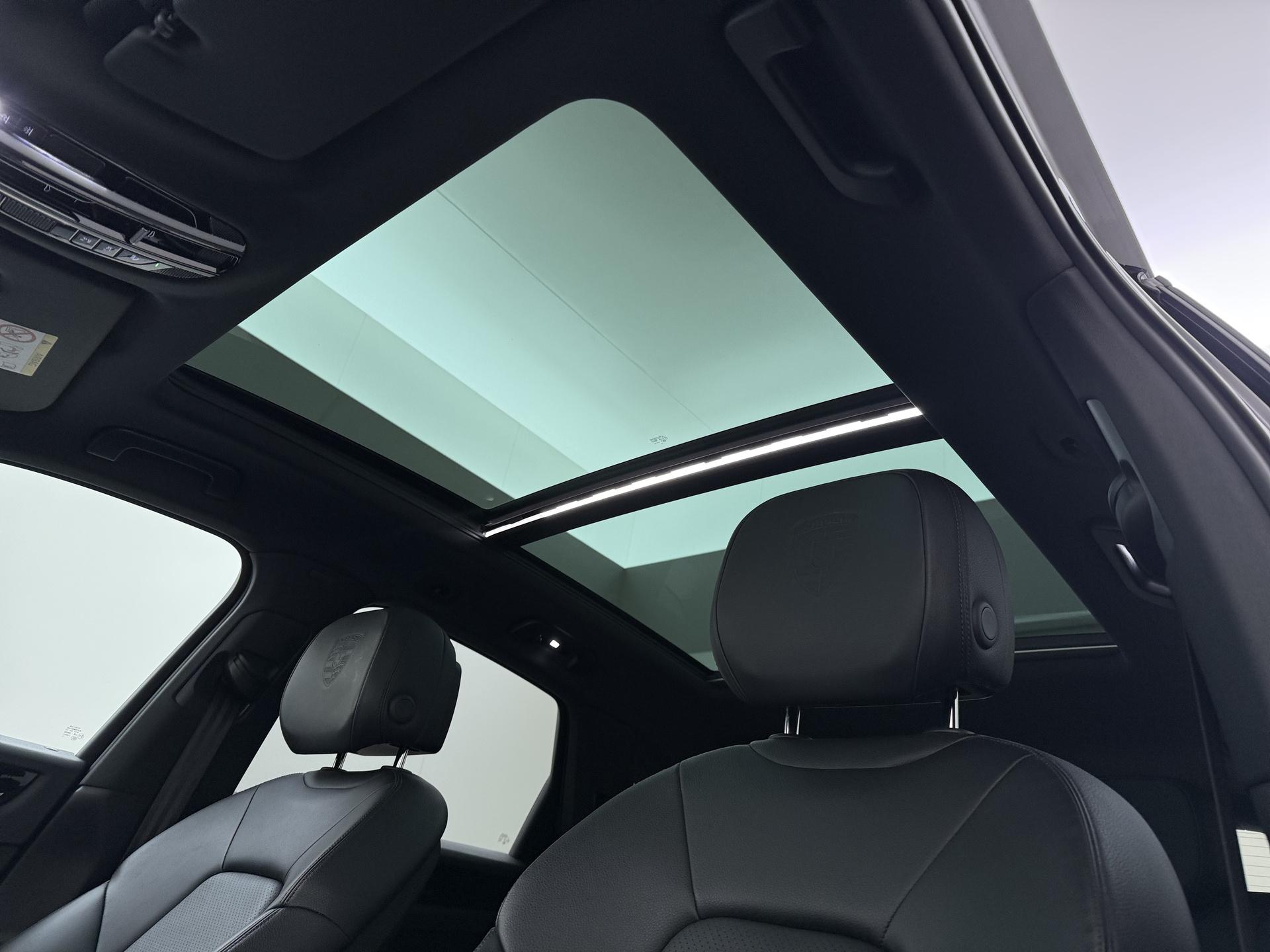 Porsche Cayenne 3.0 9