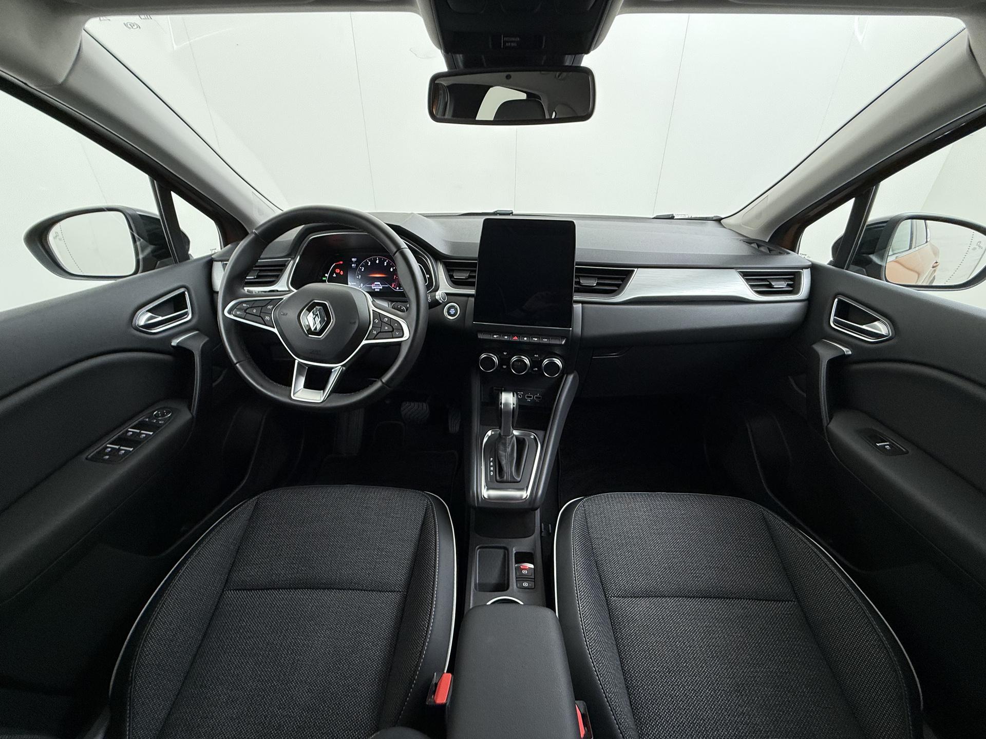 Renault Captur 1.3 TCe 155 Intens 17