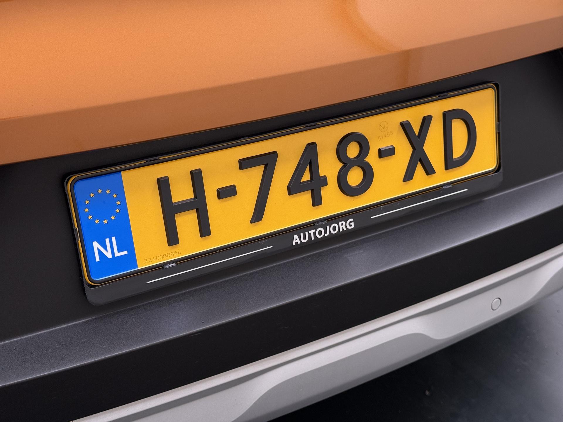 Renault Captur 1.3 TCe 155 Intens 5