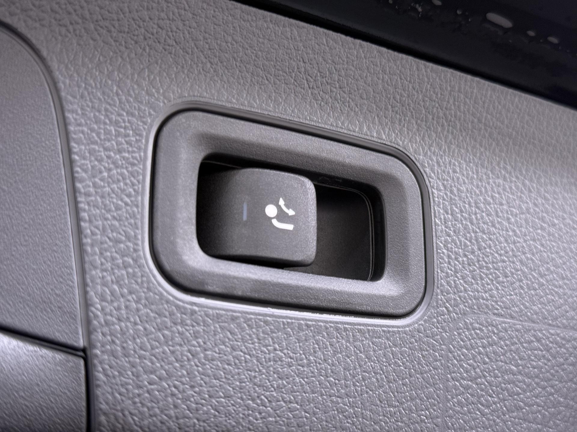 Mercedes-Benz A-klasse 250 e AMG Line 15