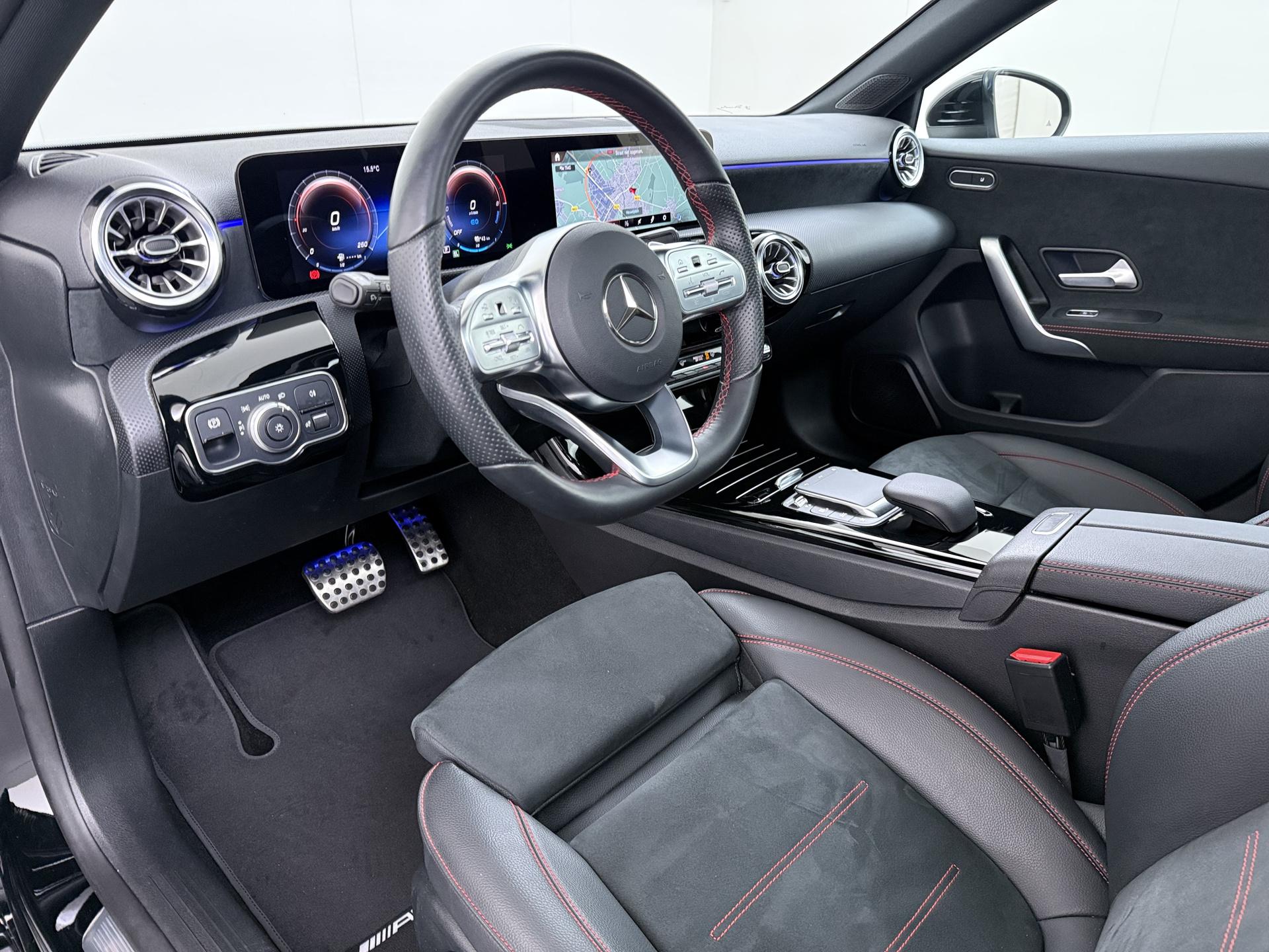 Mercedes-Benz A-klasse 250 e AMG Line 20