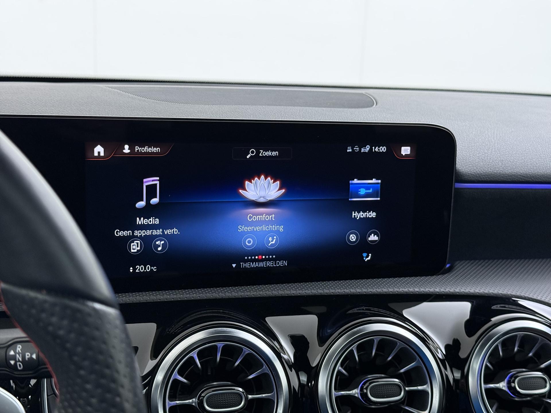 Mercedes-Benz A-klasse 250 e AMG Line 36