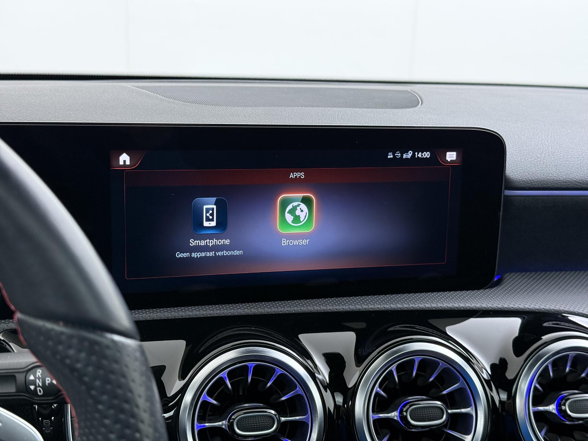 Mercedes-Benz A-klasse 250 e AMG Line 42