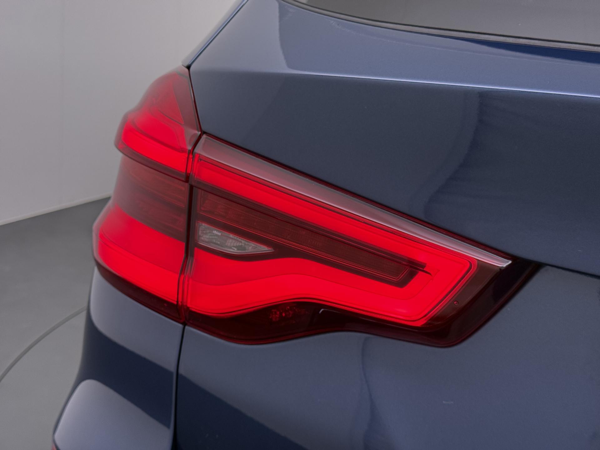 BMW X3 xDrive30e High Executive 4