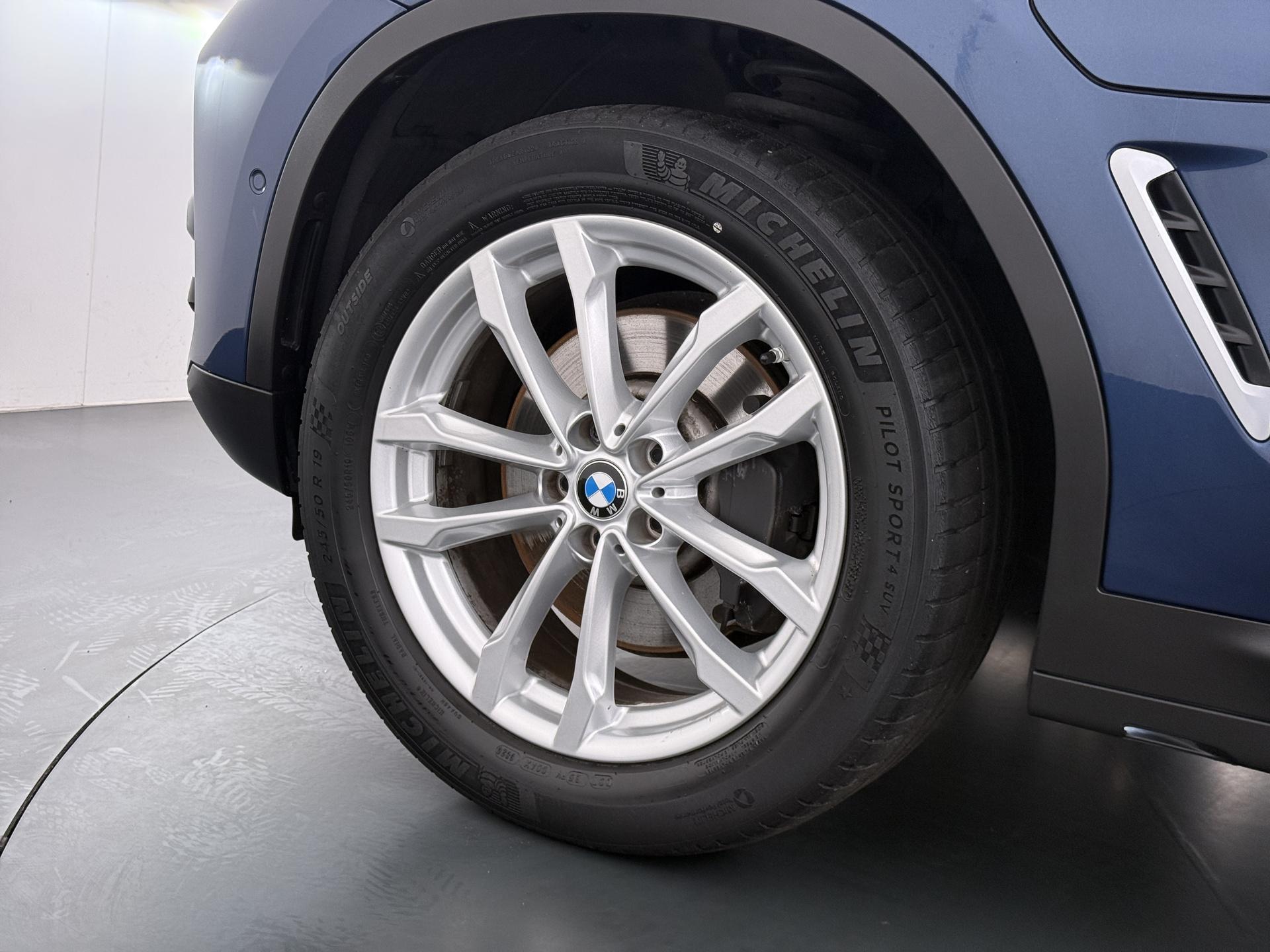 BMW X3 xDrive30e High Executive 9