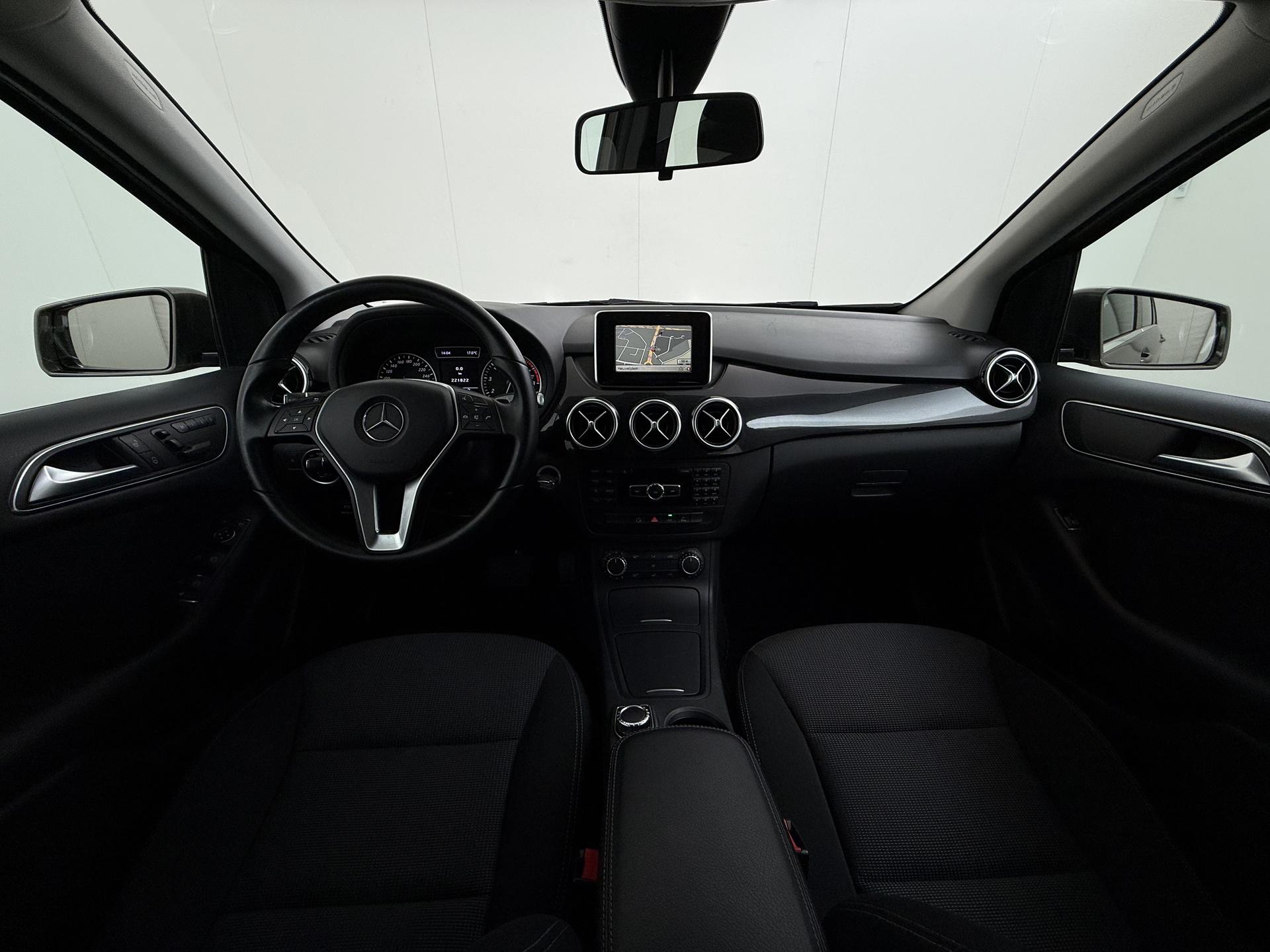 Mercedes-Benz B-klasse 180 Ambition 17