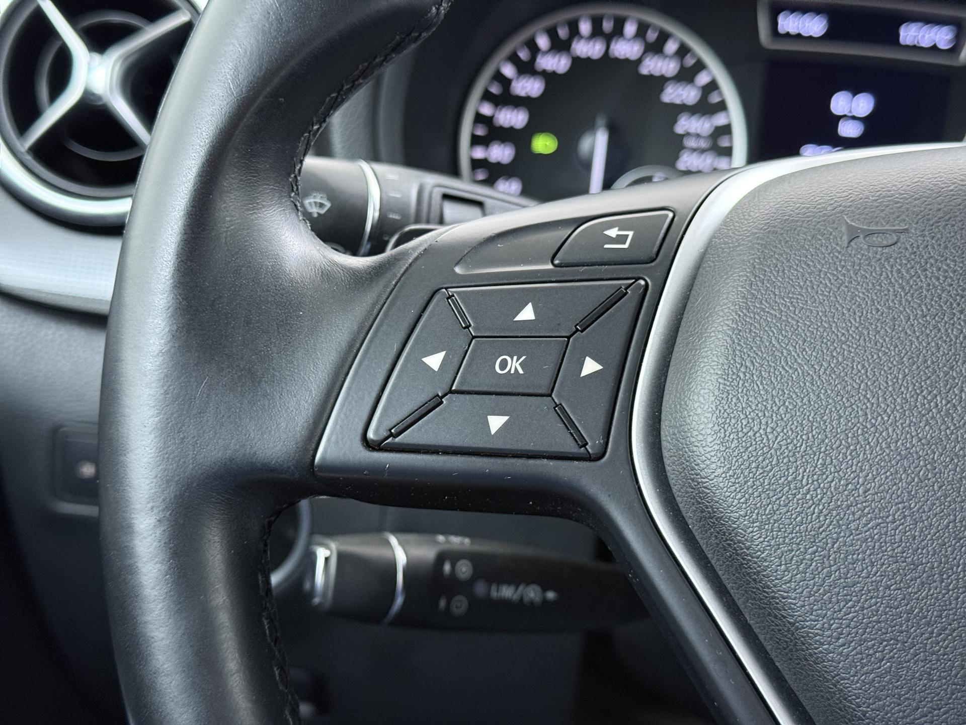 Mercedes-Benz B-klasse 180 Ambition 22