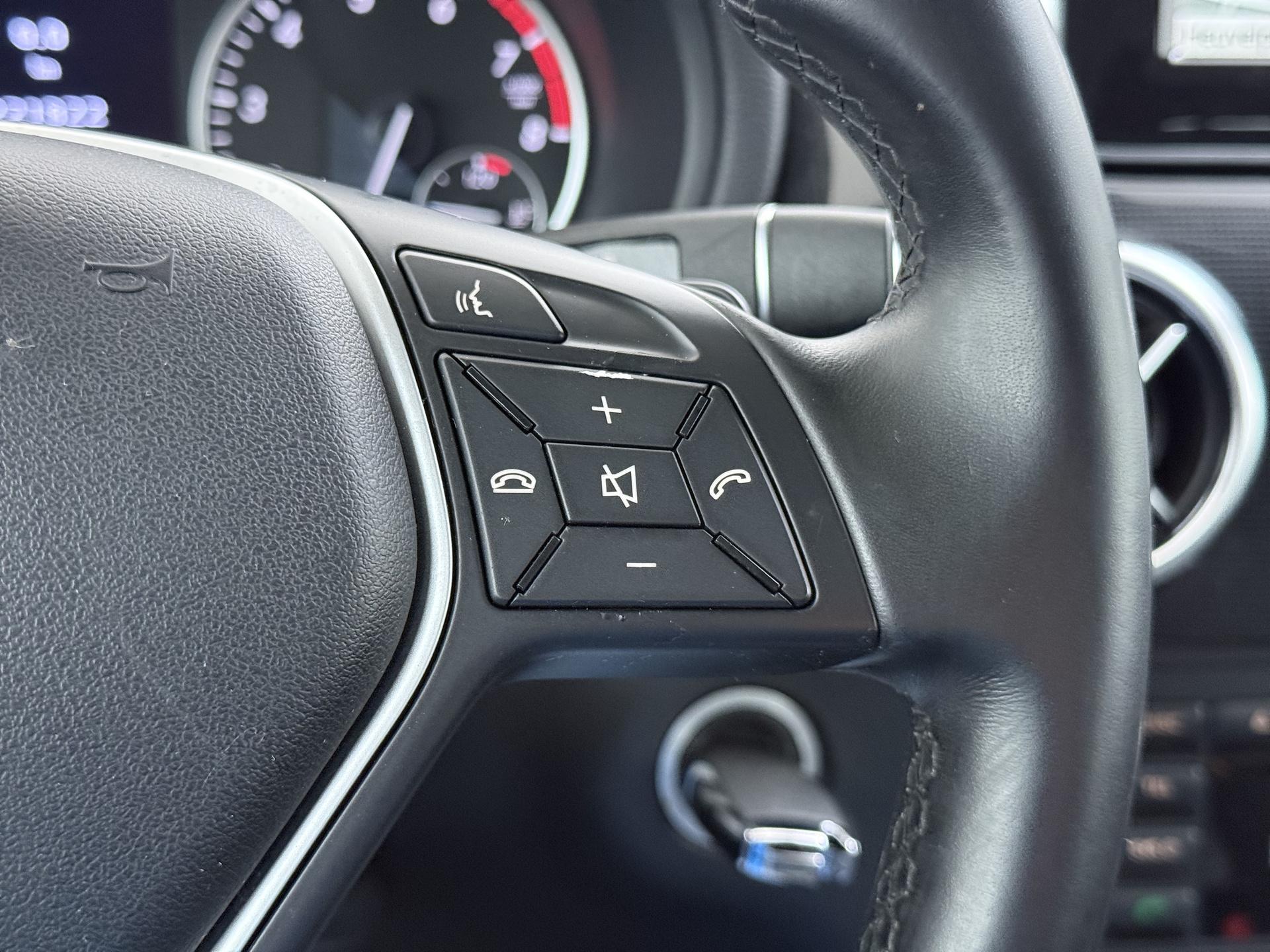 Mercedes-Benz B-klasse 180 Ambition 23