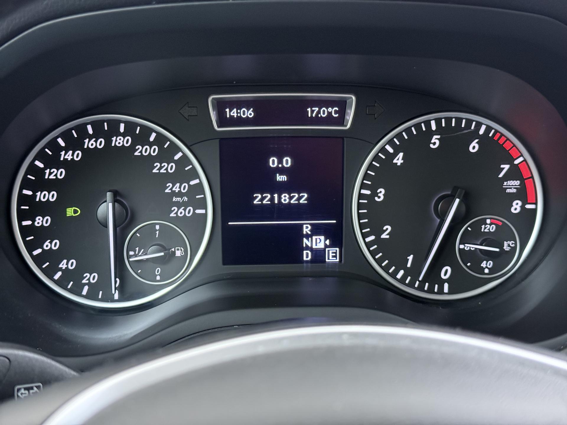 Mercedes-Benz B-klasse 180 Ambition 24