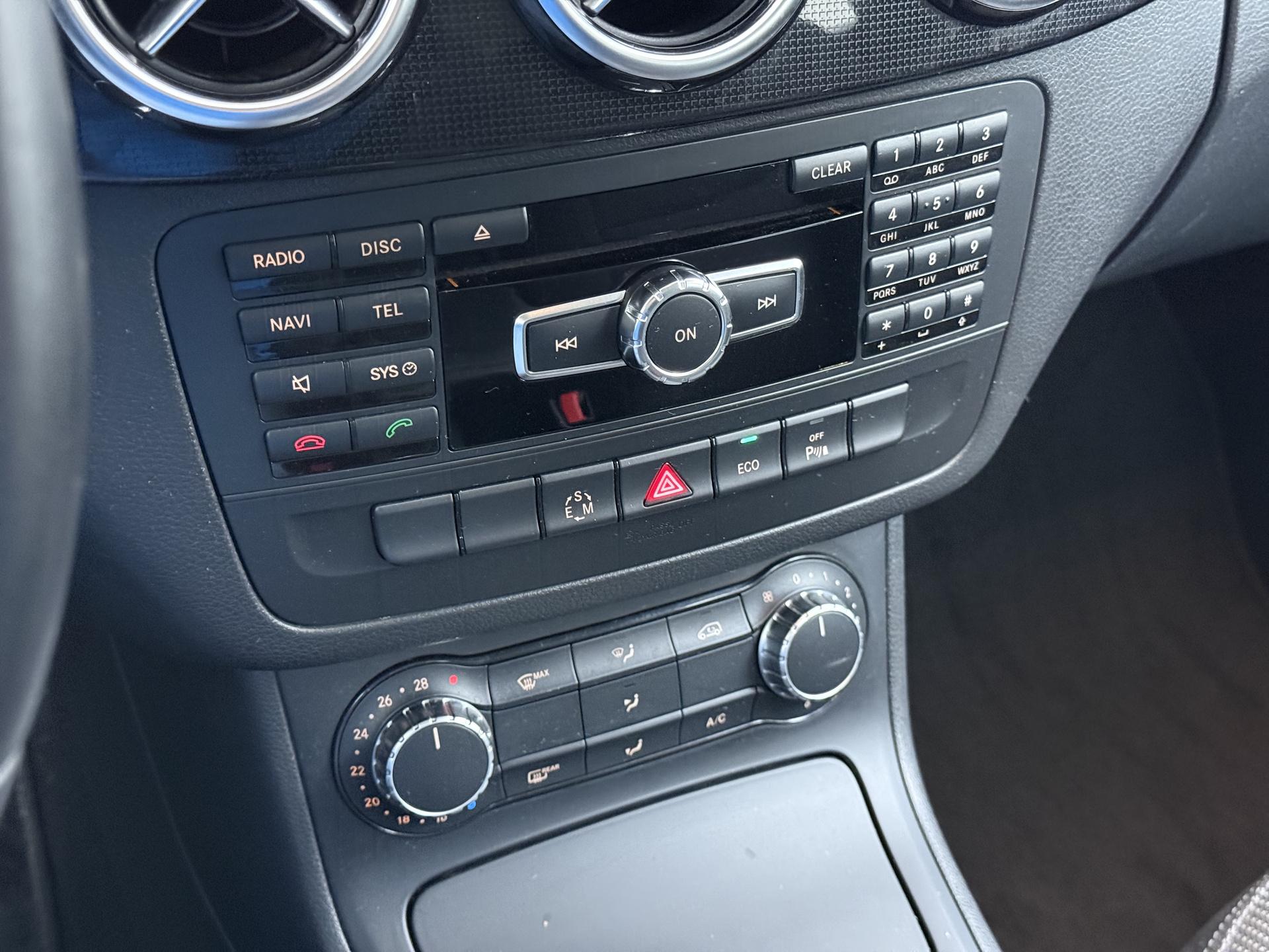 Mercedes-Benz B-klasse 180 Ambition 28