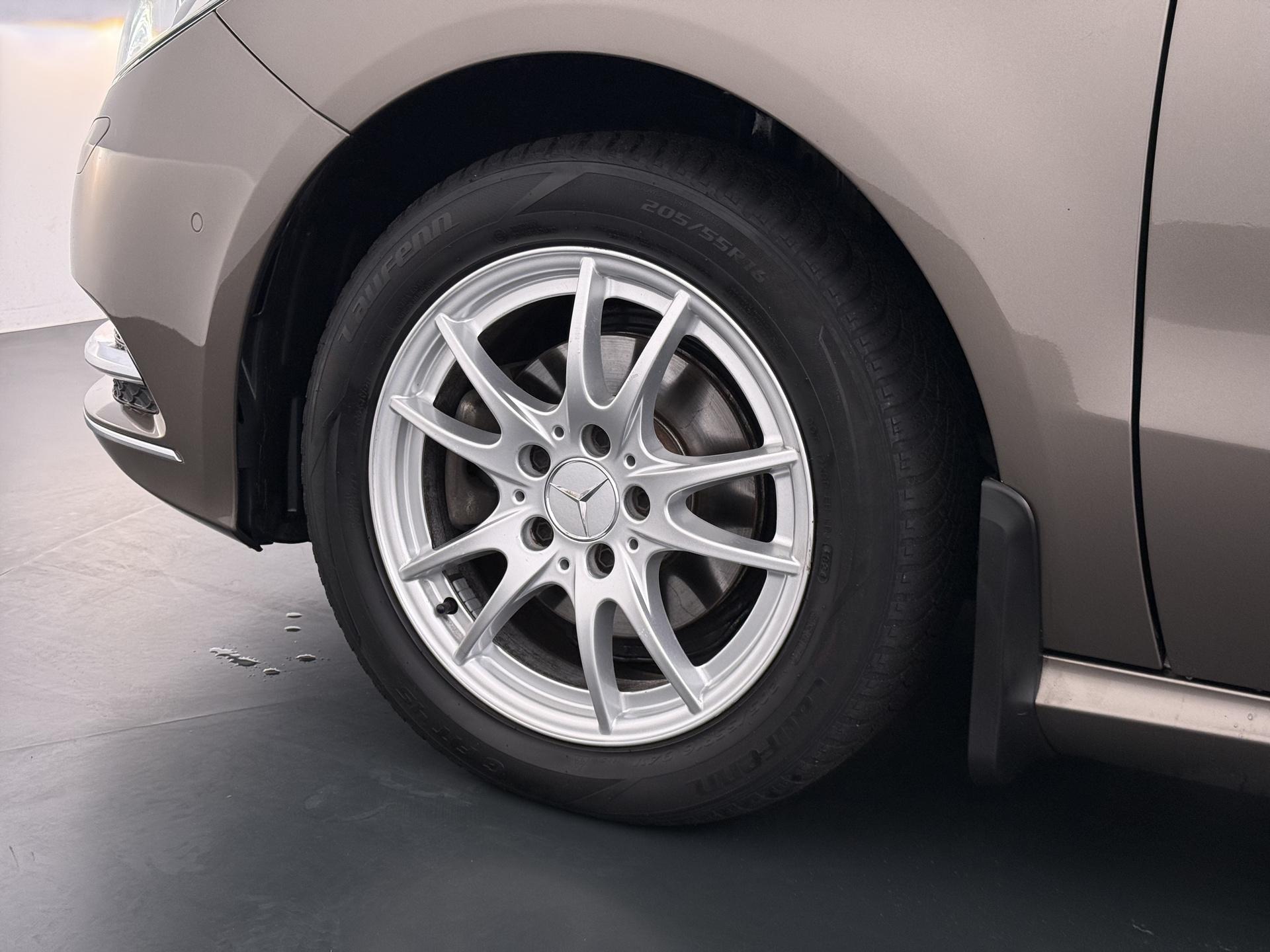 Mercedes-Benz B-klasse 180 Ambition 7