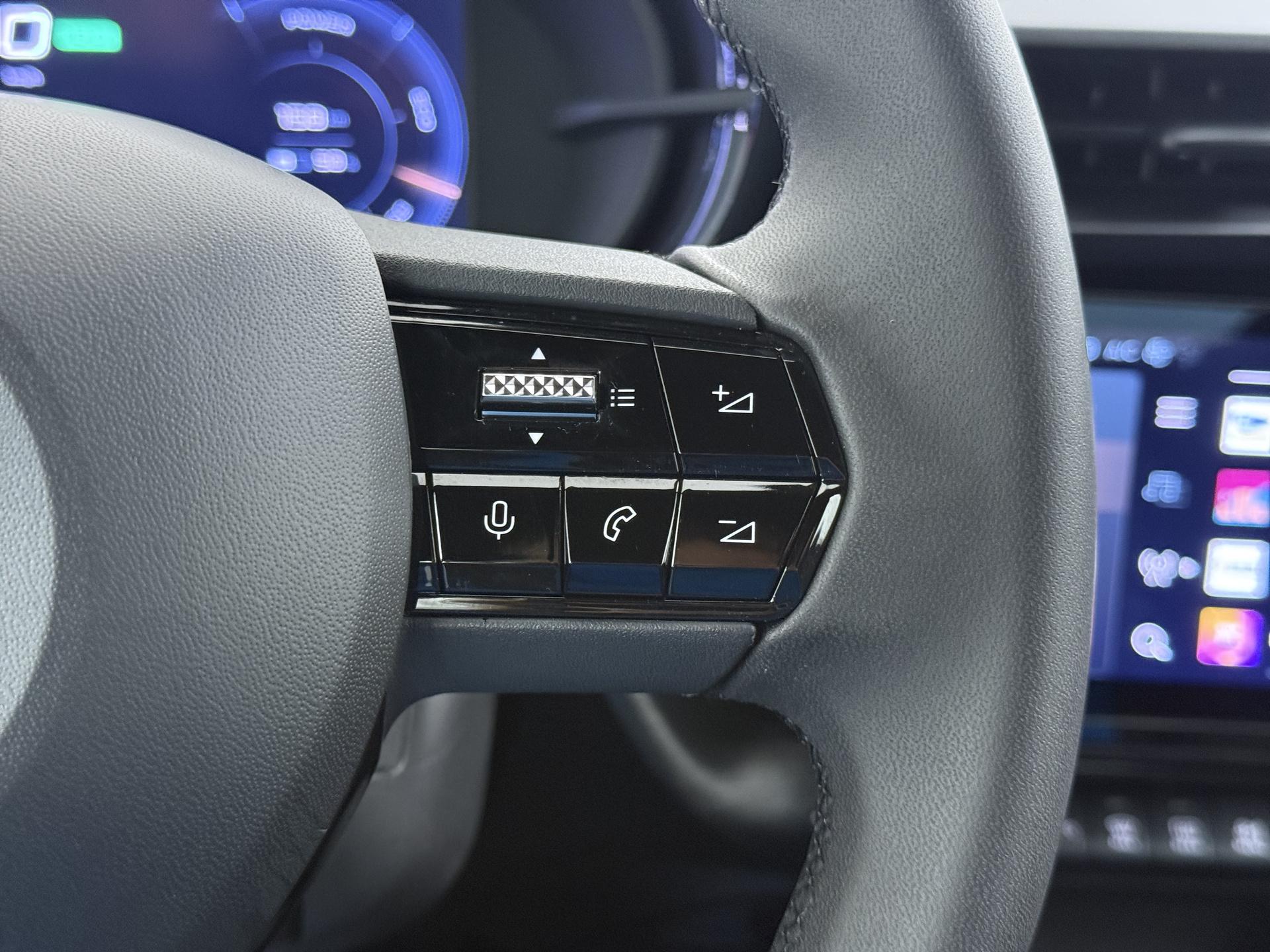 Alfa Romeo Junior Elettrica 54 kWh 20