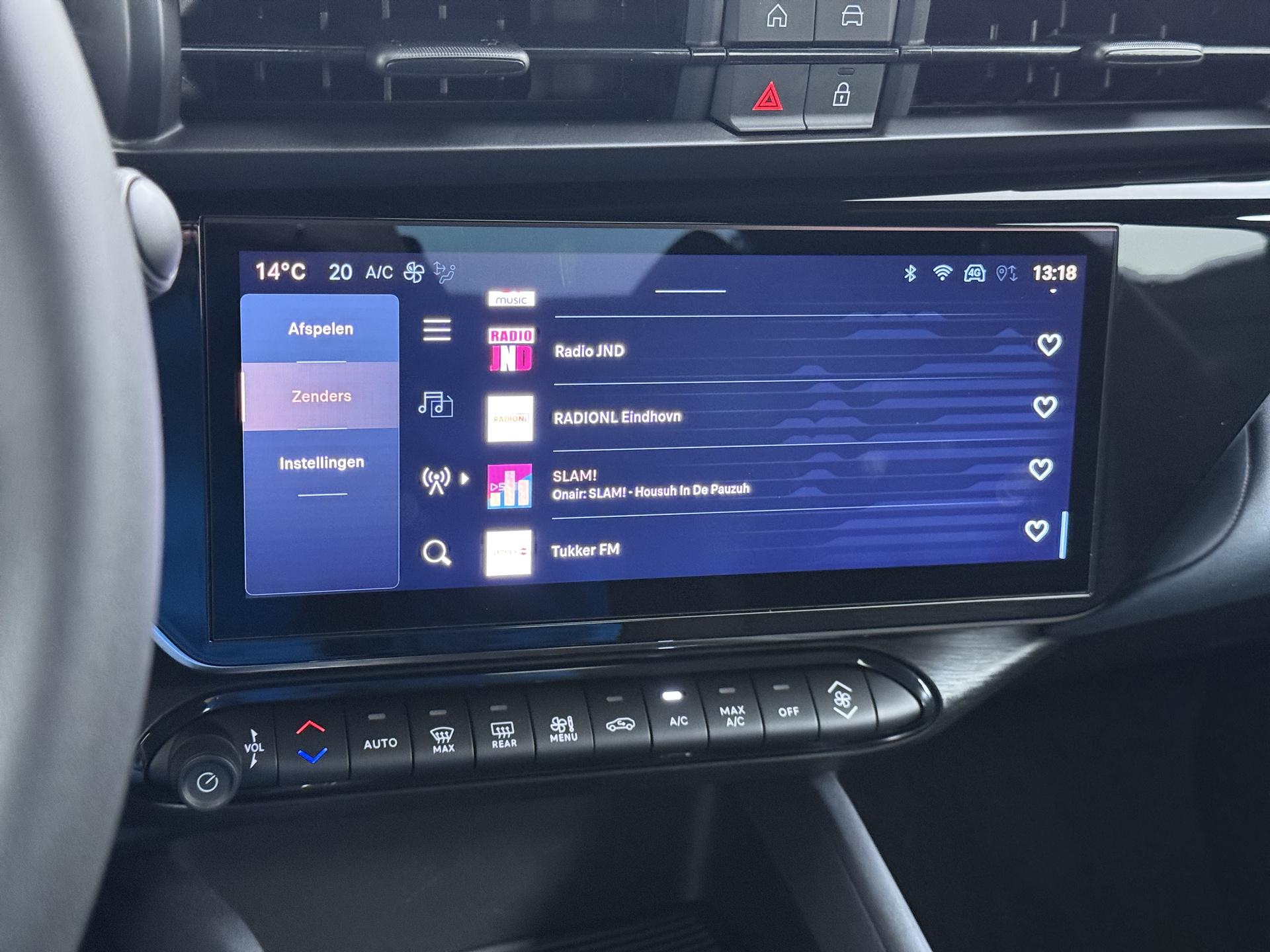 Alfa Romeo Junior Elettrica 54 kWh 24