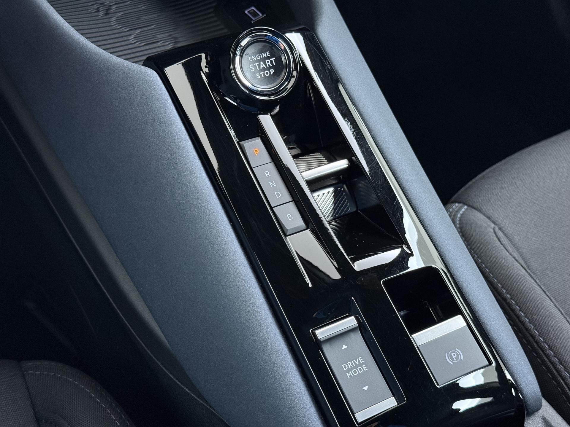 Alfa Romeo Junior Elettrica 54 kWh 27