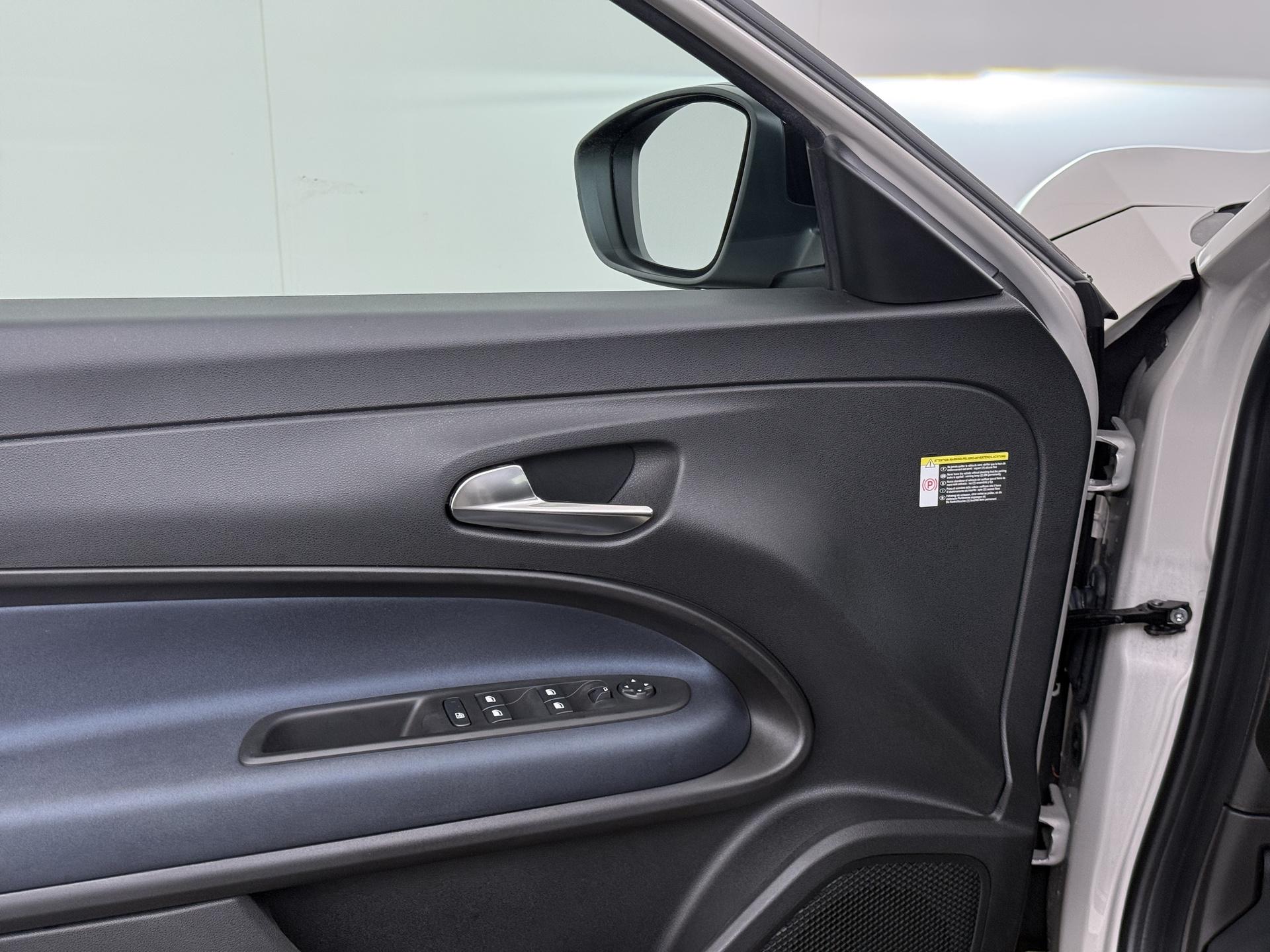 Alfa Romeo Junior Elettrica 54 kWh 9