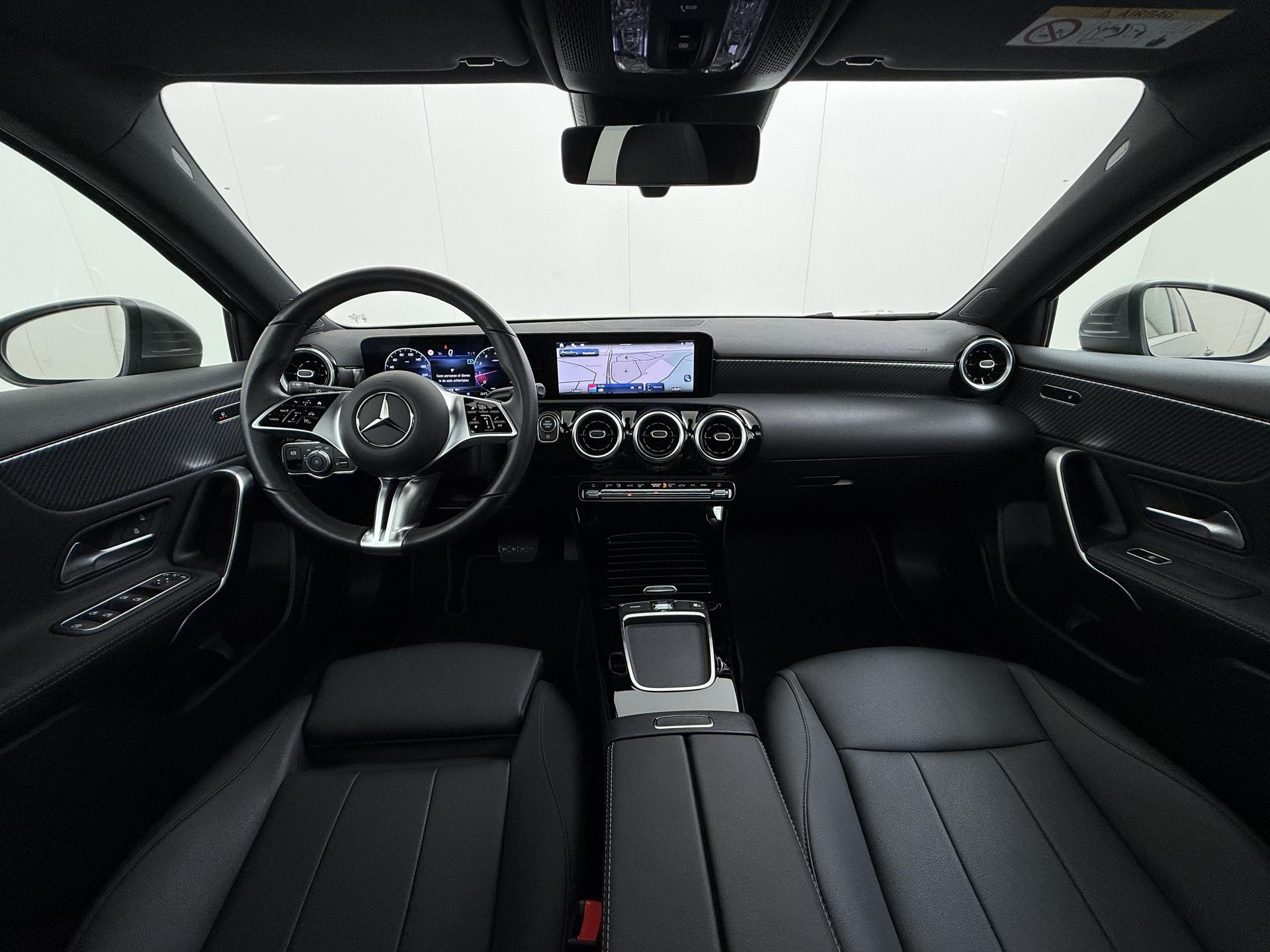 Mercedes-Benz A-klasse 180 Luxury Line Star Edition 26