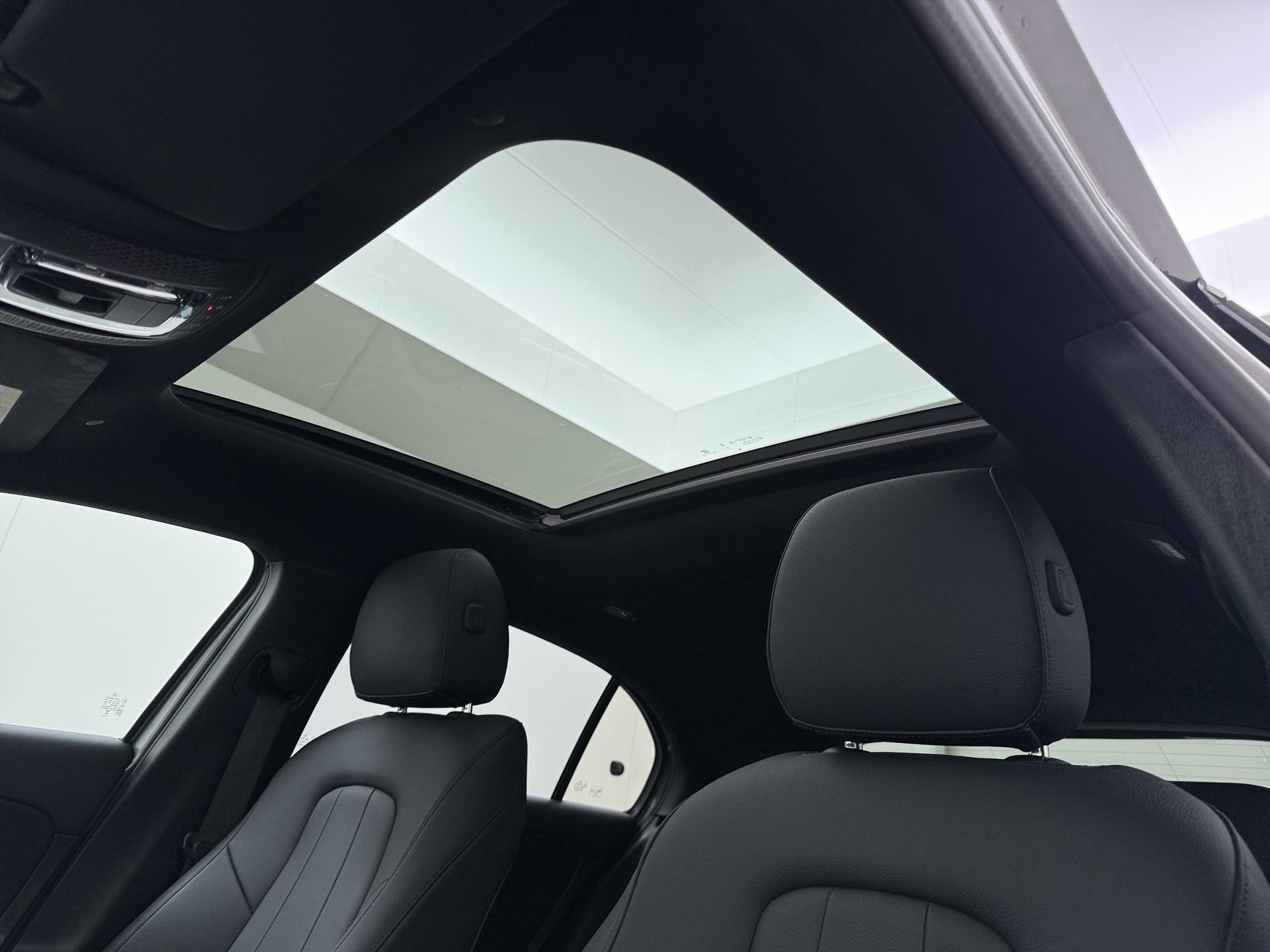 Mercedes-Benz A-klasse 180 Luxury Line Star Edition 3