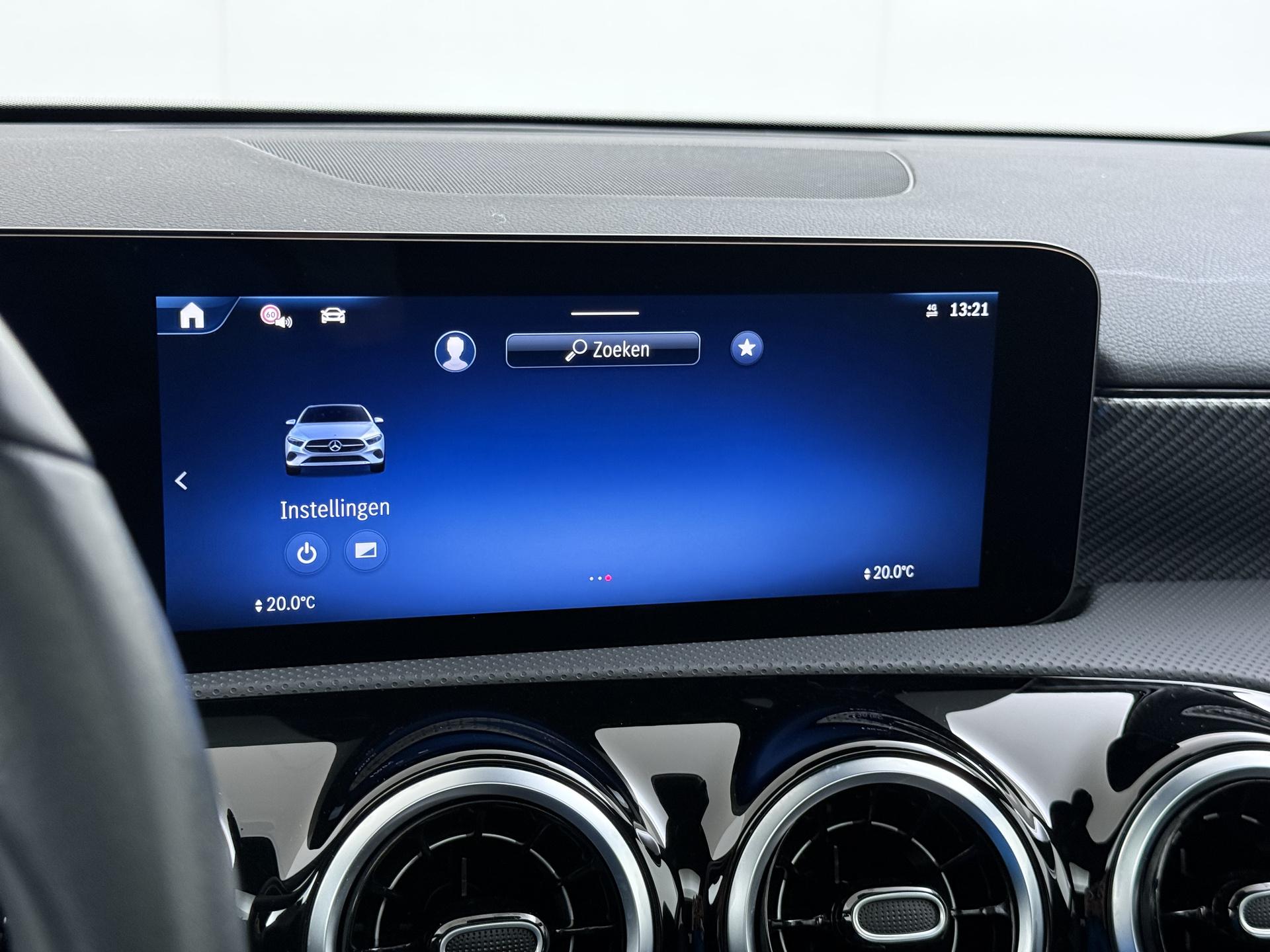 Mercedes-Benz A-klasse 180 Luxury Line Star Edition 38