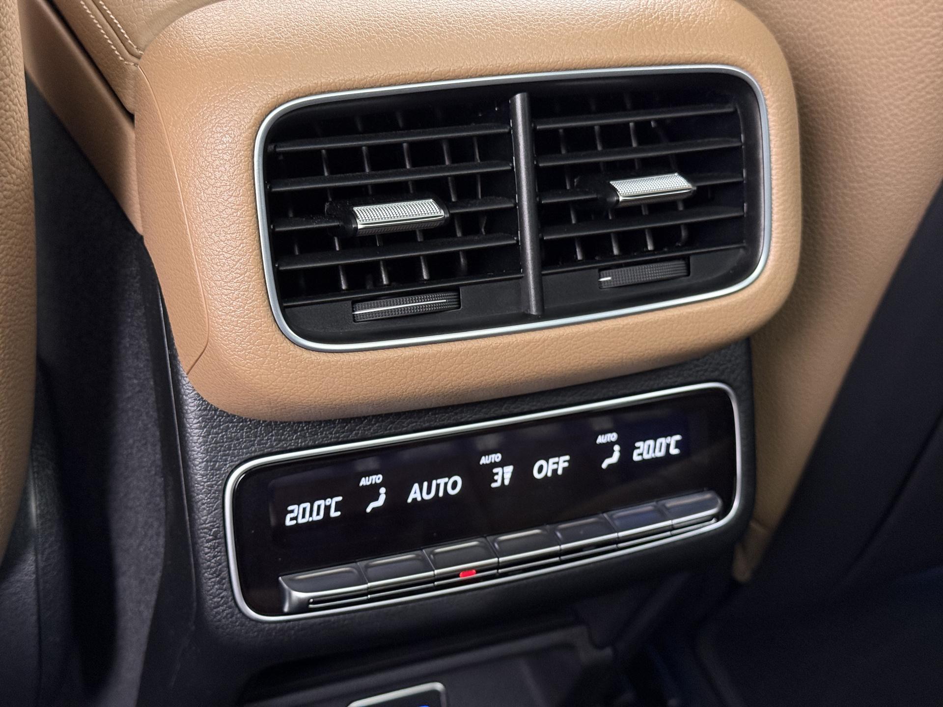 Mercedes-Benz GLE-klasse 400 e 4MATIC AMG Line Premium Plus 33