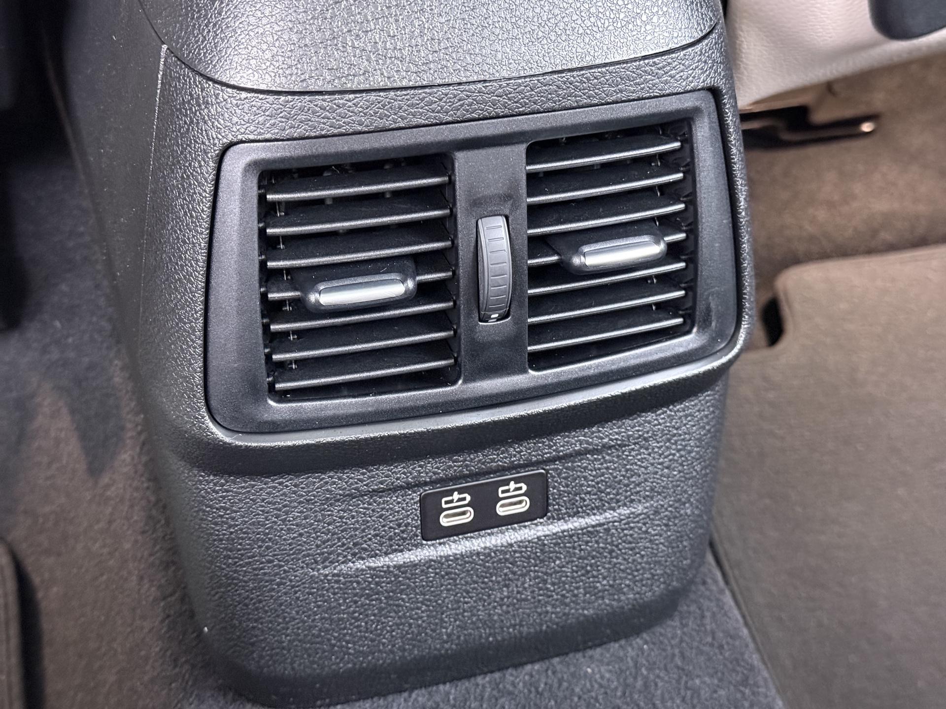 BMW 2-serie Active Tourer 218i 19